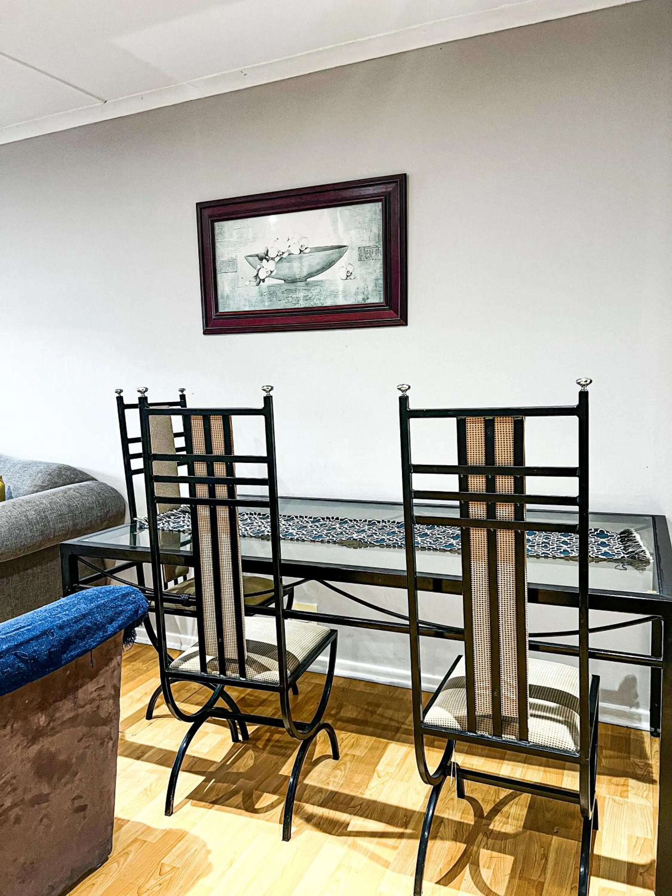 Dining area in Goulden Street Guest House