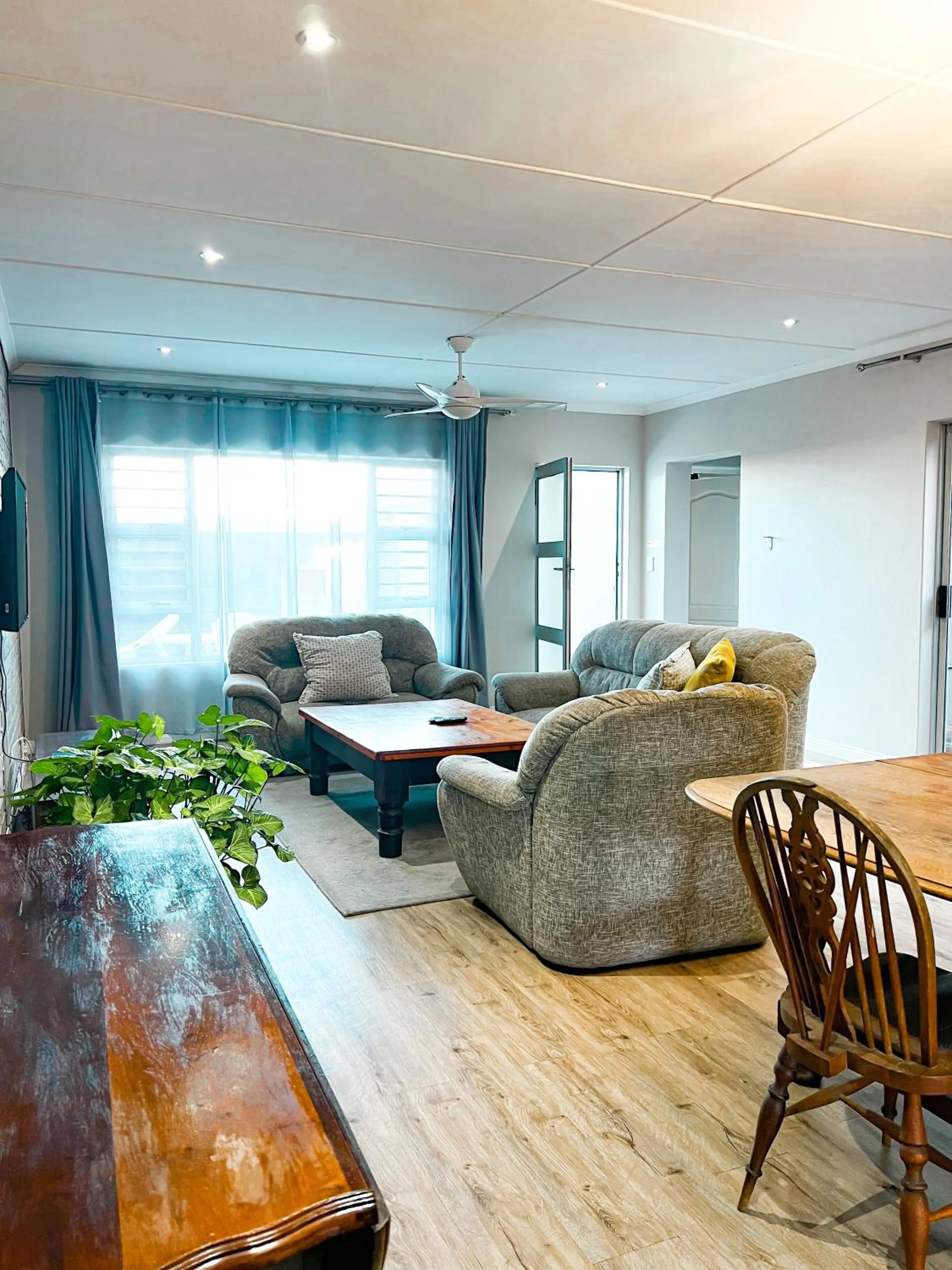 Living room in Goulden Street Guest House