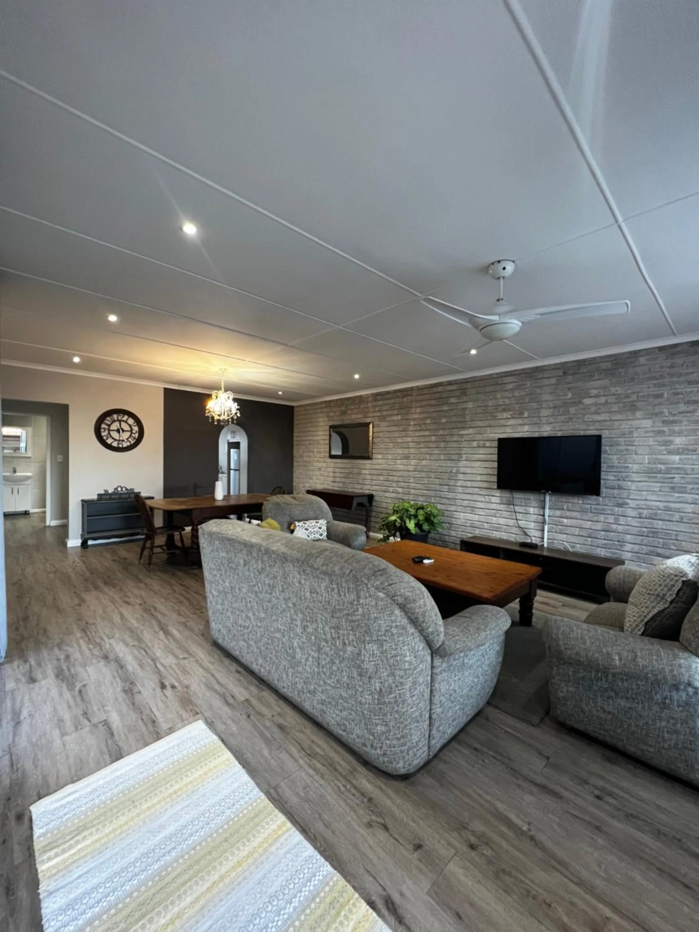 Living room in Goulden Street Guest House