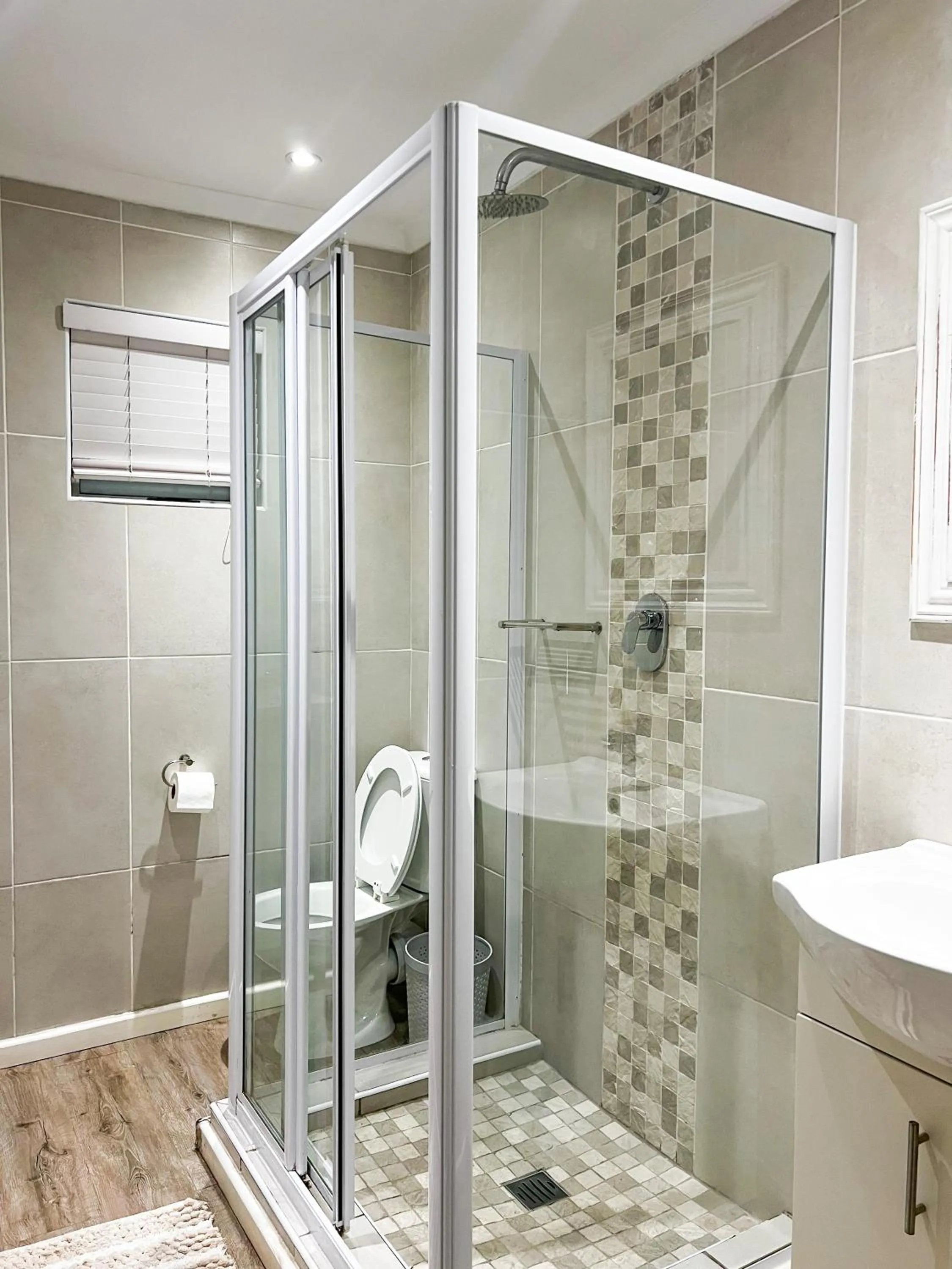 Bathroom in Goulden Street Guest House