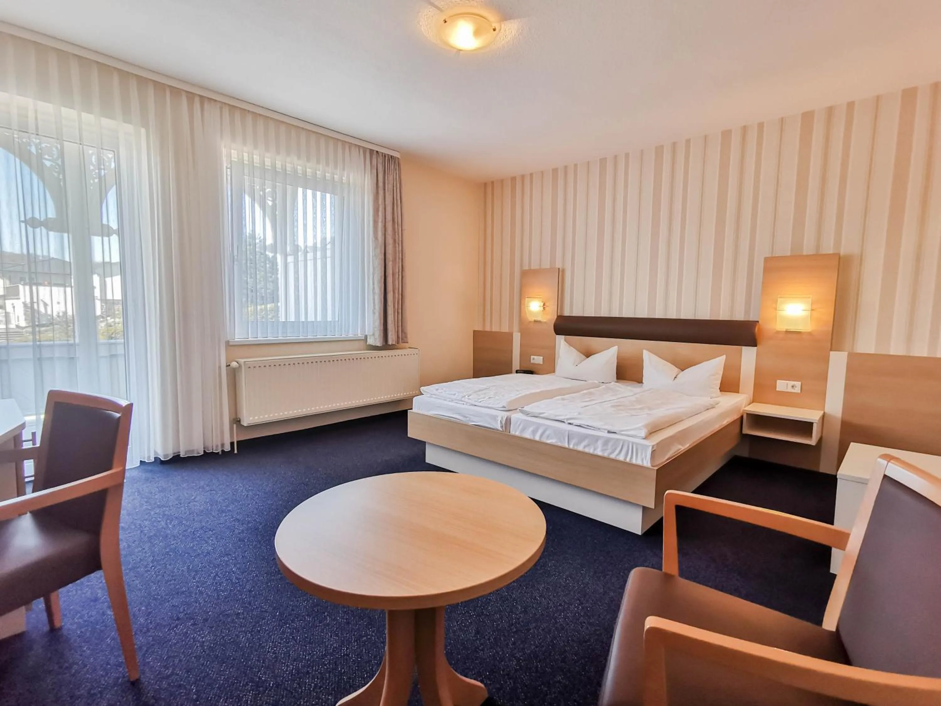 Bedroom, Bed in Wald-Hotel