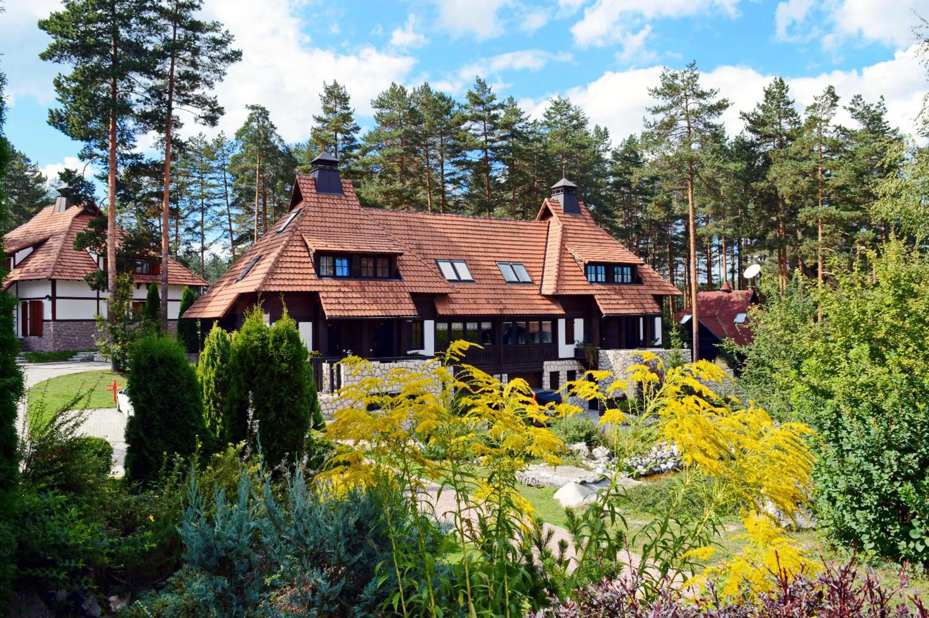 On site in KRALjEVI KONACI ZLATIBOR