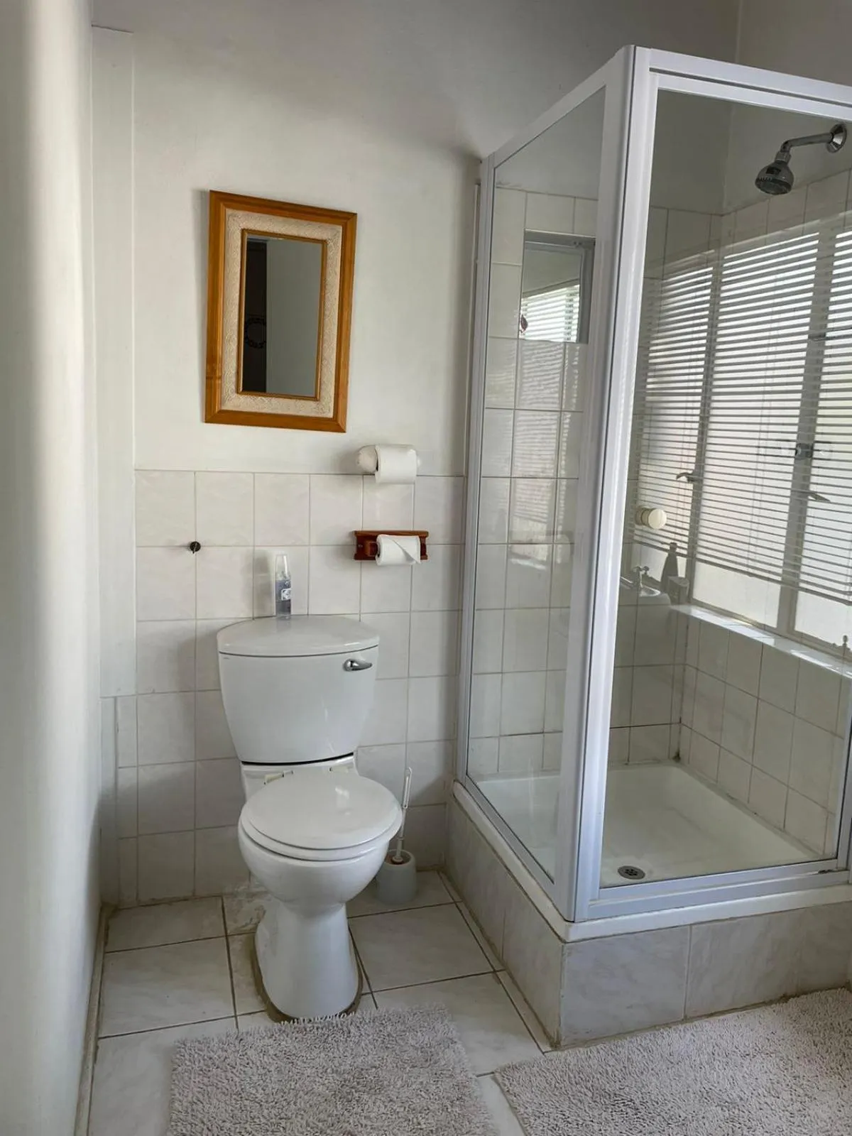 Bathroom in Alec Wright's Guest Lodge