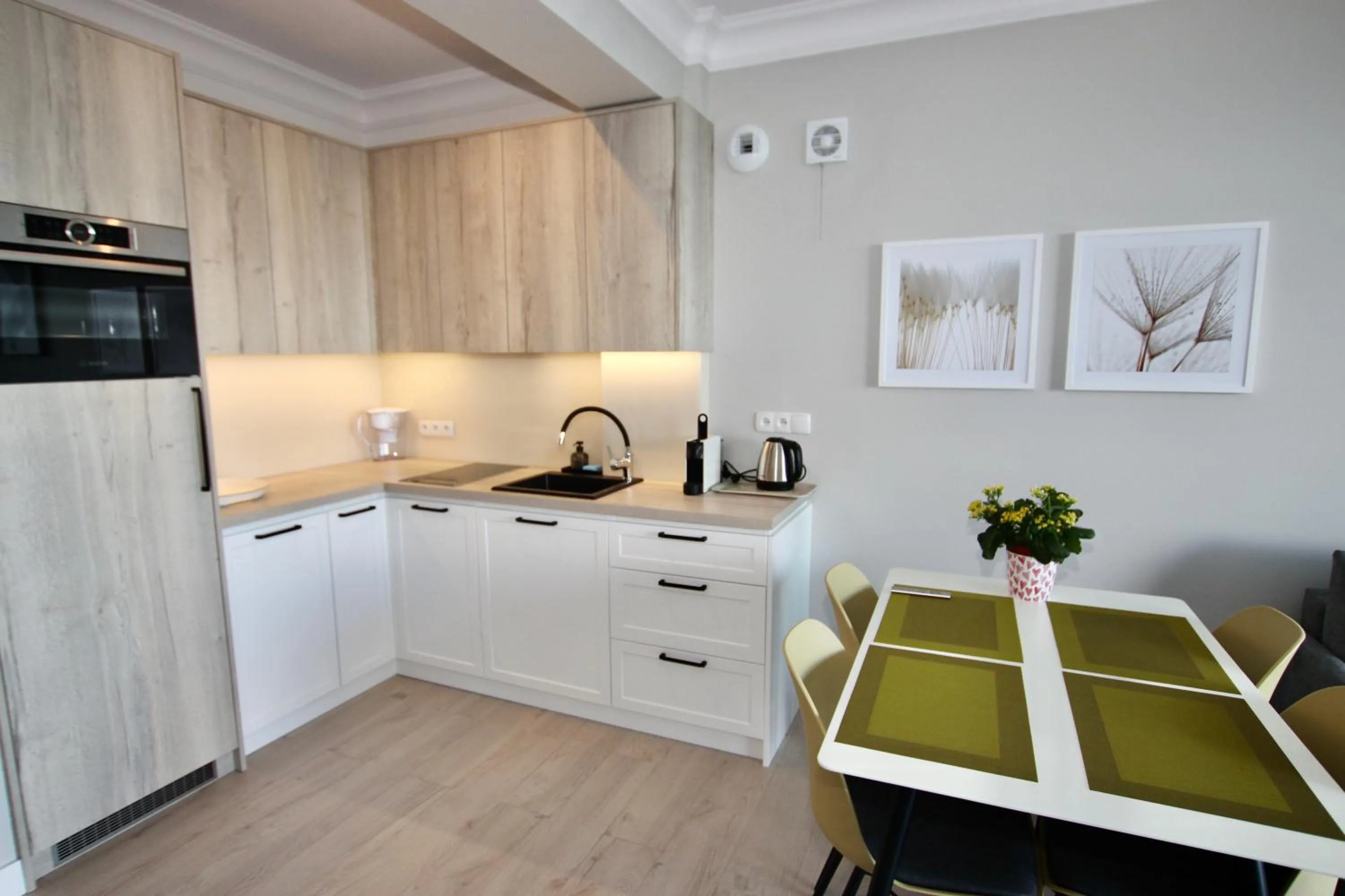 Kitchen or kitchenette in Natural Apartamenty