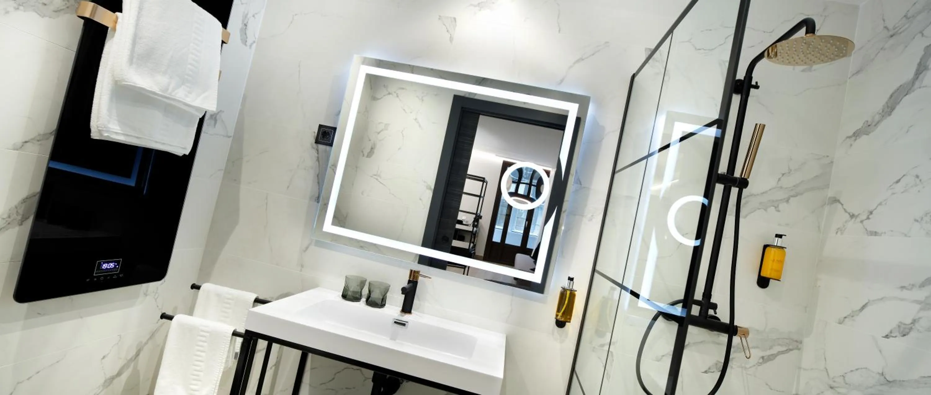 Bathroom in Pension Ama Bilbao