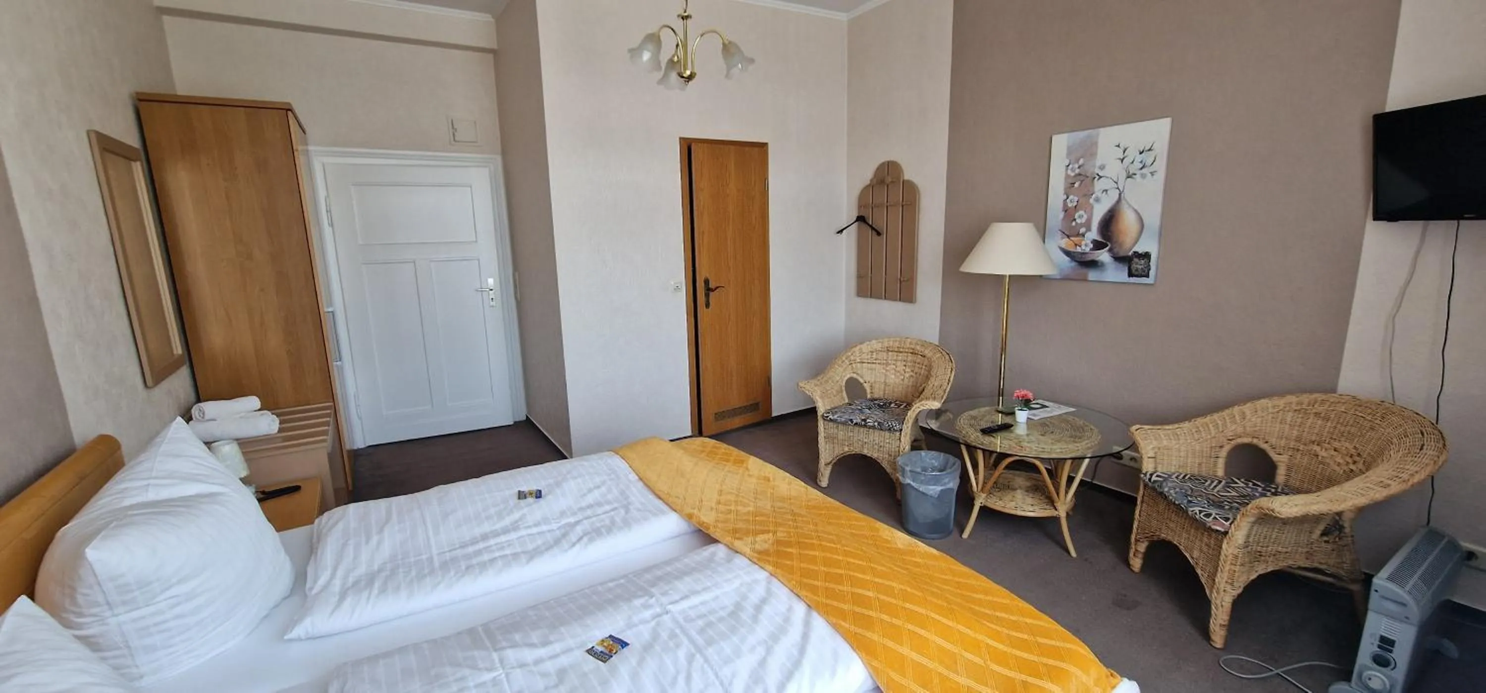 Bed in Hotel-Restaurant Wilhelmsbad