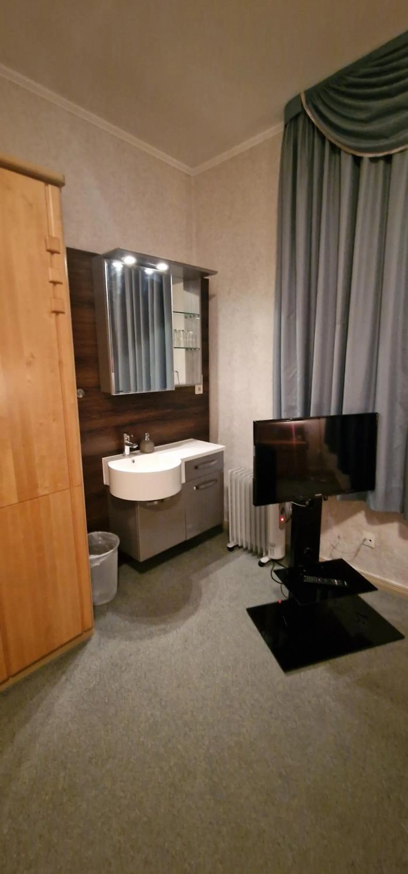 Bed in Hotel-Restaurant Wilhelmsbad