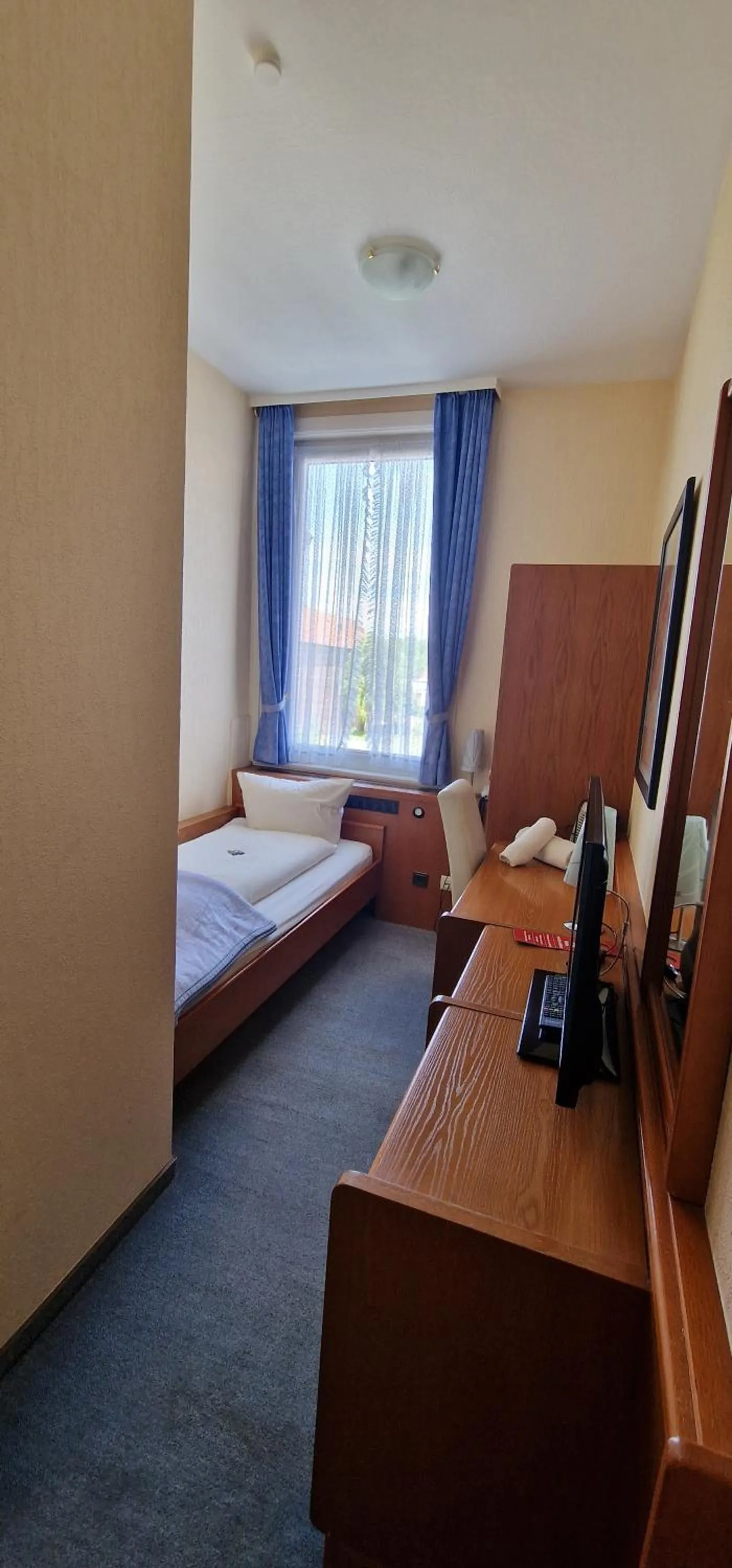 Bed in Hotel-Restaurant Wilhelmsbad