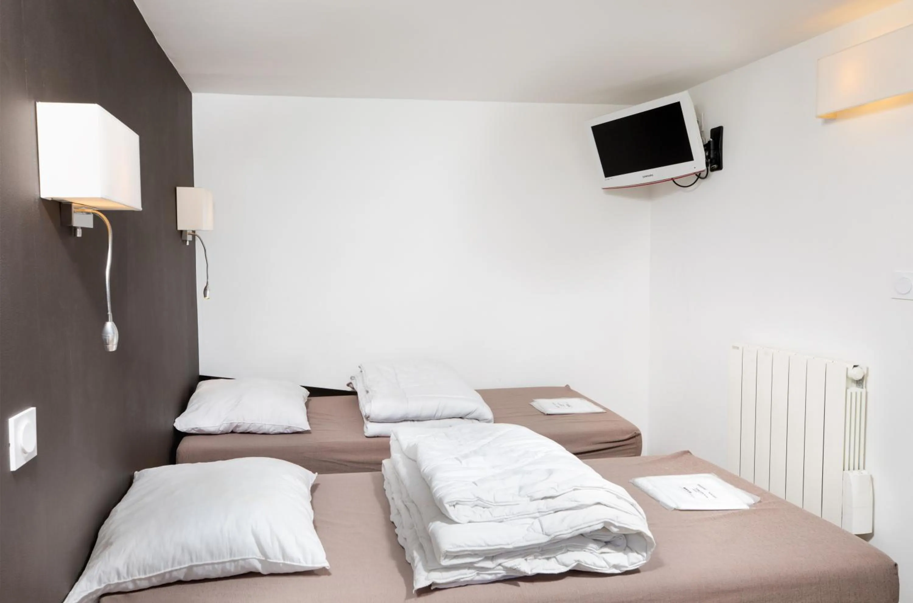 Bedroom, Bed in SOWELL RESIDENCES Crêt Voland