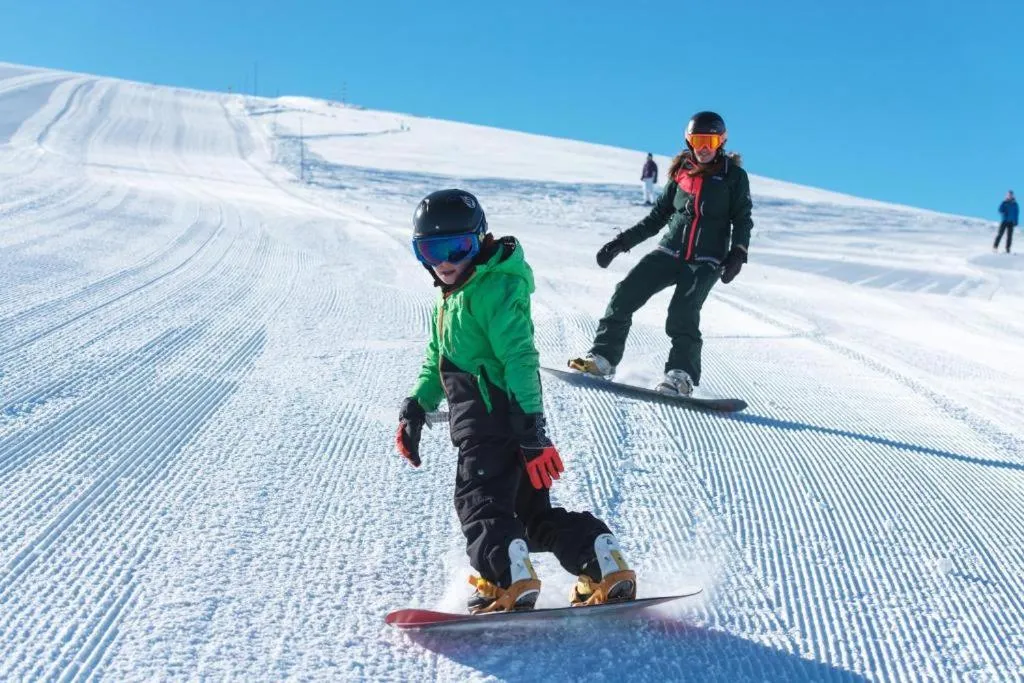 Skiing in SOWELL RESIDENCES Crêt Voland