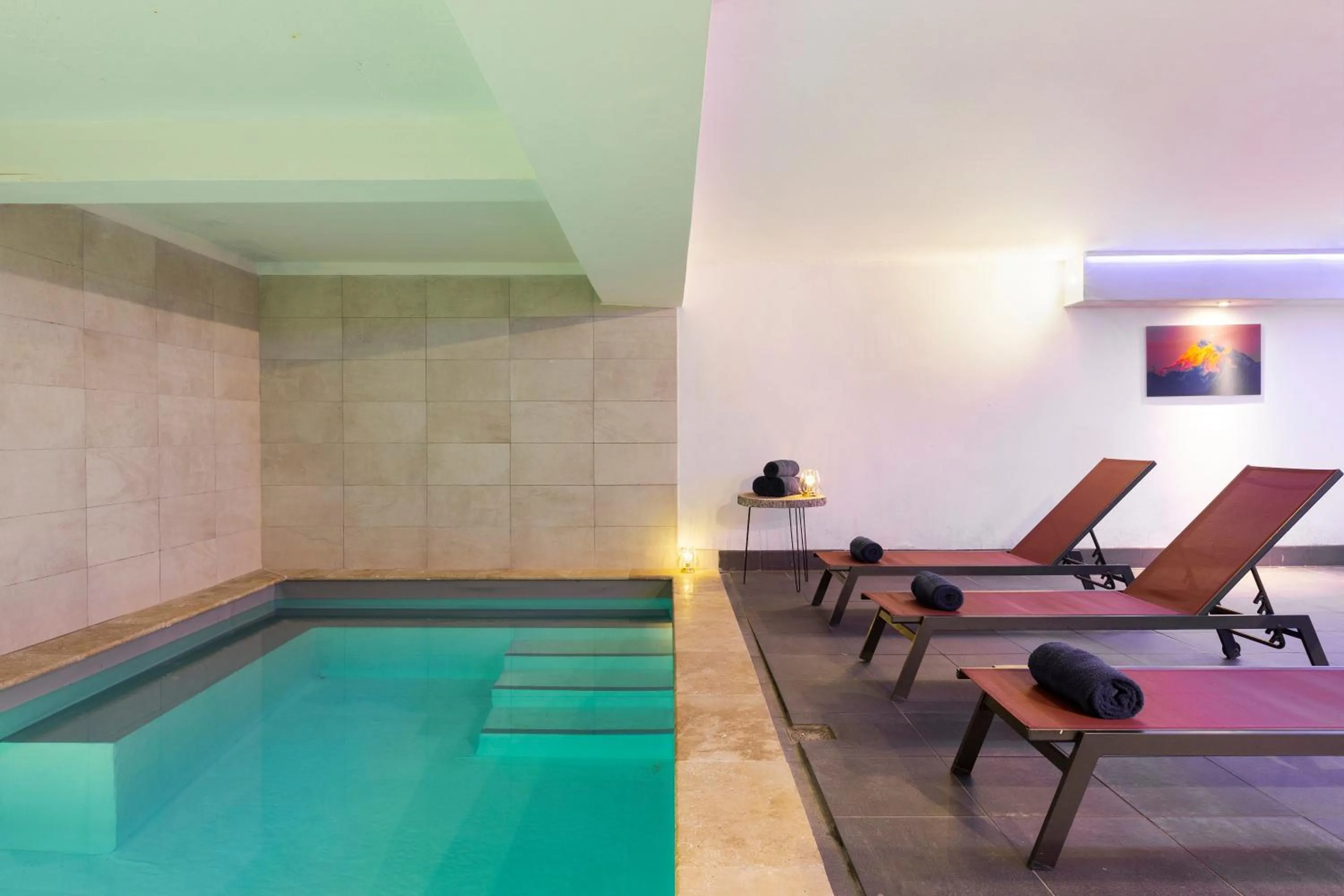 Swimming pool in SOWELL RESIDENCES Crêt Voland