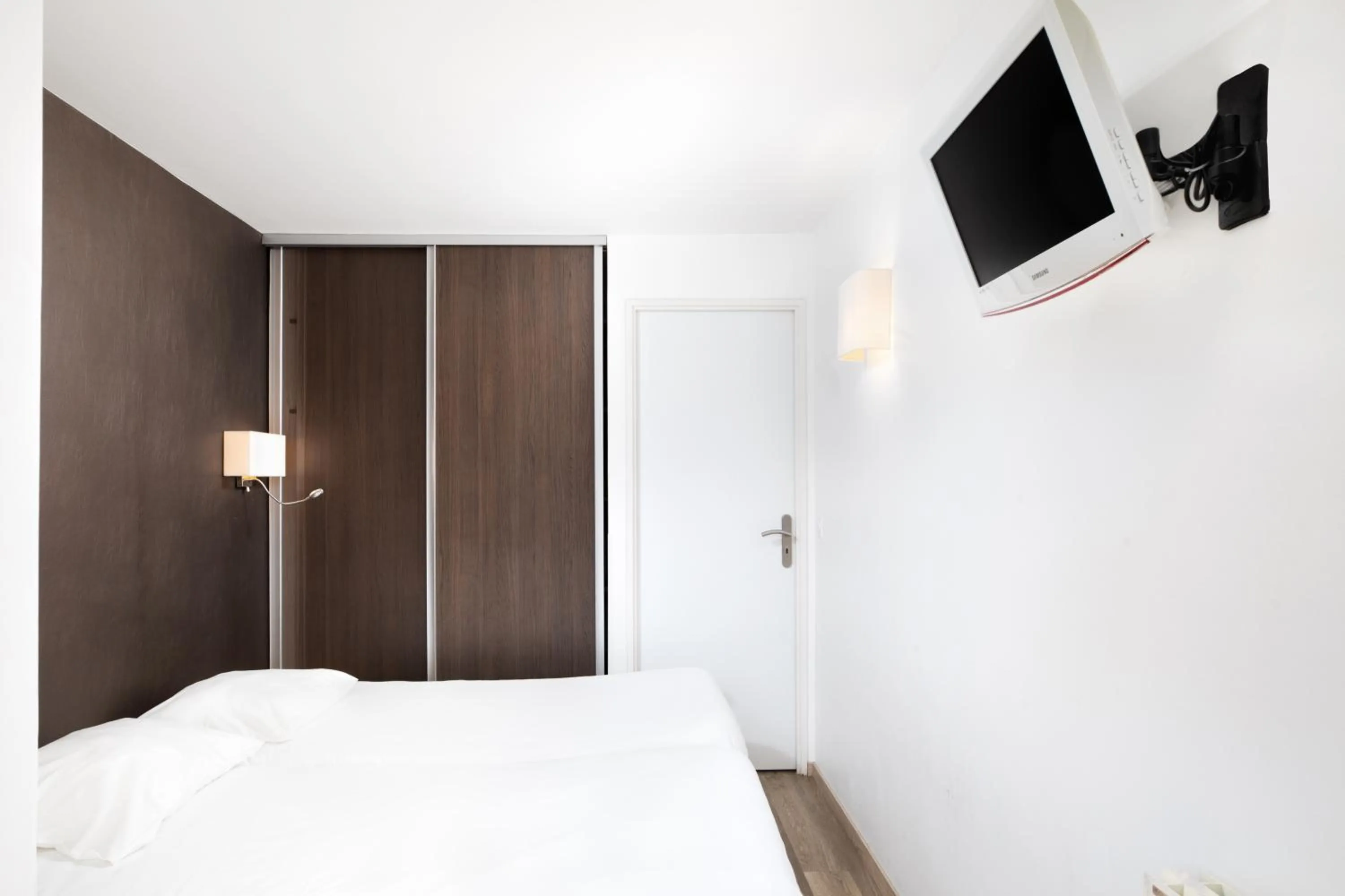 Bedroom, Bed in SOWELL RESIDENCES Crêt Voland