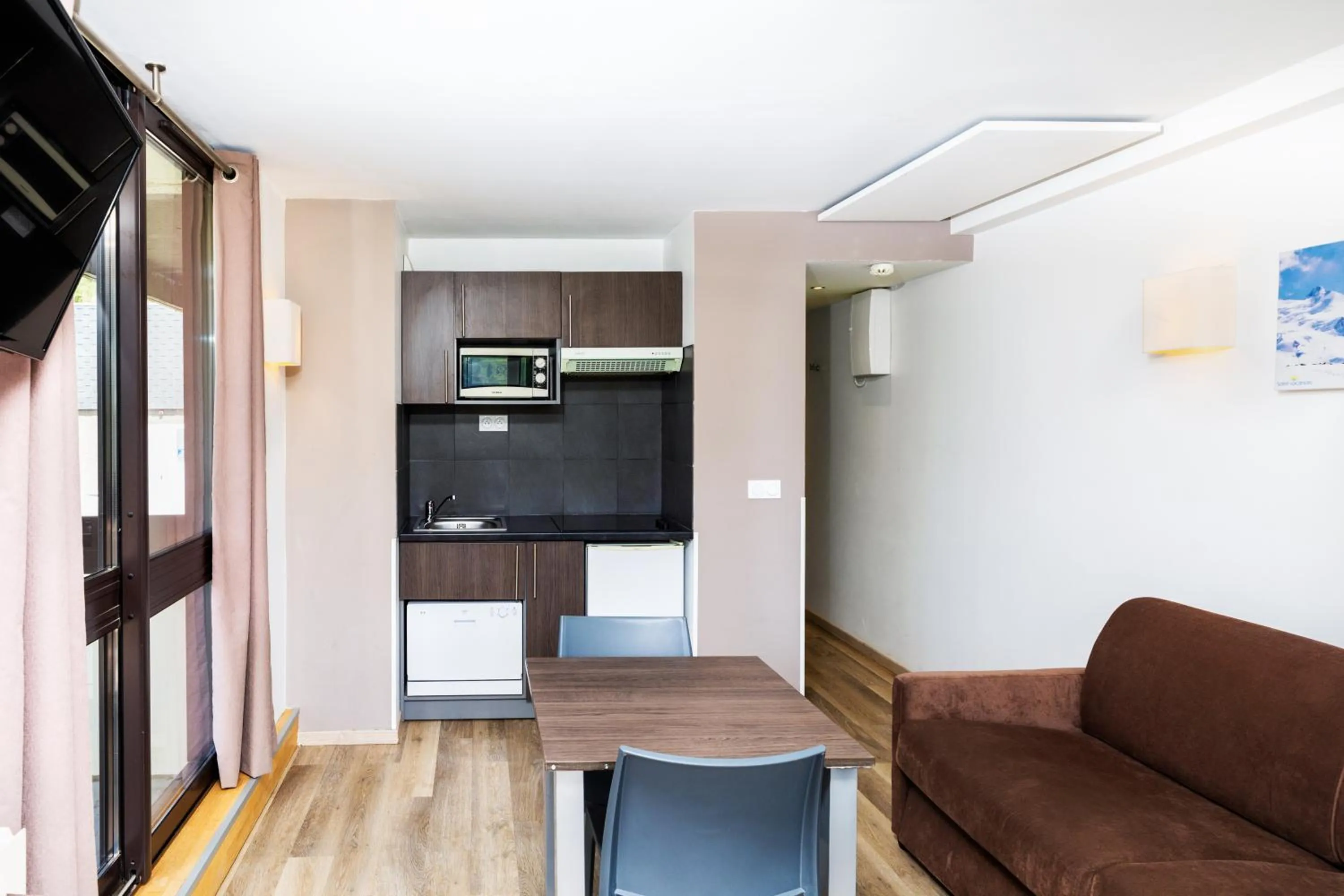 Kitchen or kitchenette in SOWELL RESIDENCES Crêt Voland