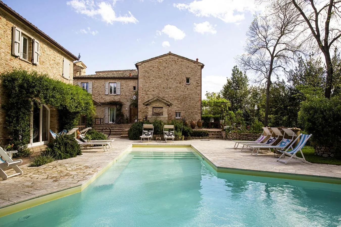 Pool view in Castello di Granarola Relais - Adults Friendly -