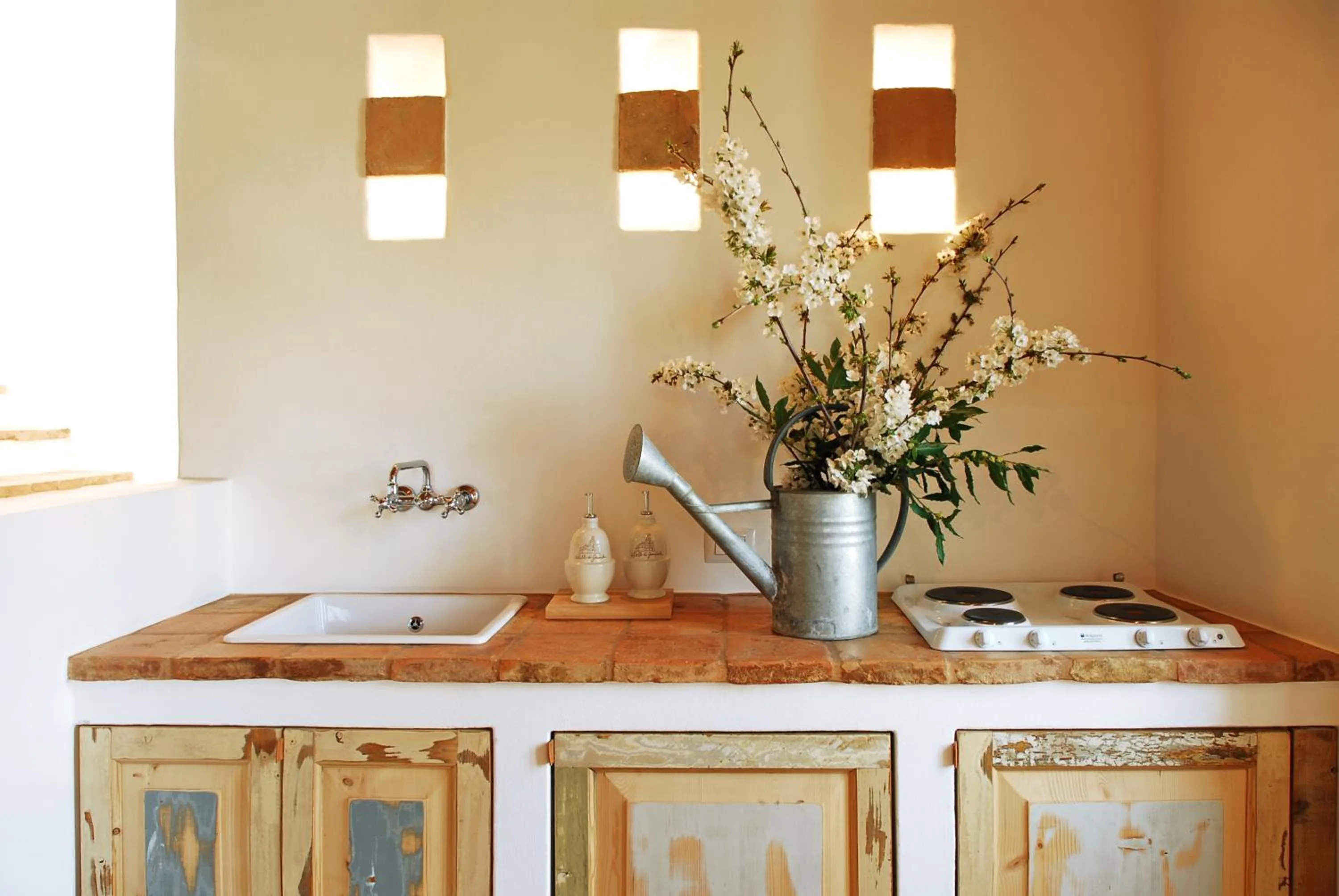 Kitchen or kitchenette in Castello di Granarola Relais - Adults Friendly -