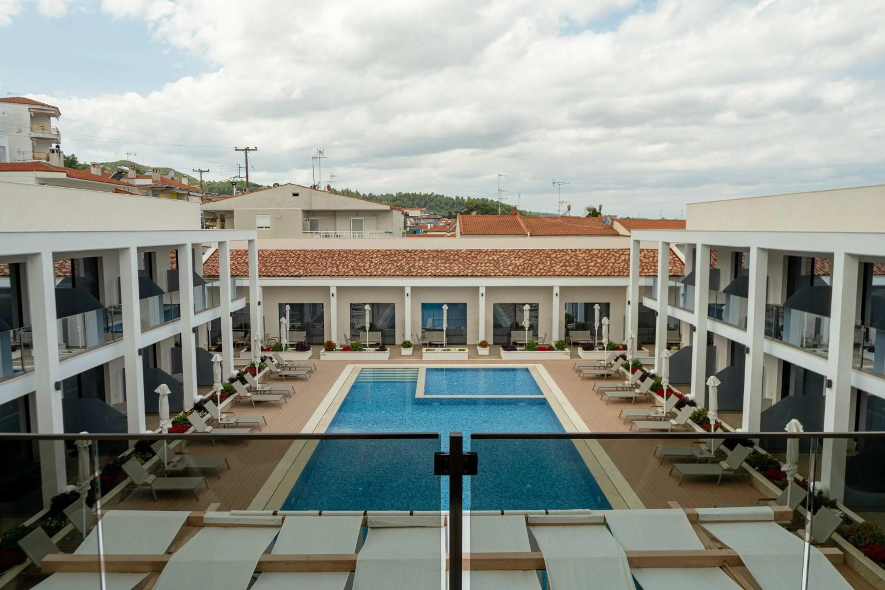 Swimming pool in Mirror Hotel