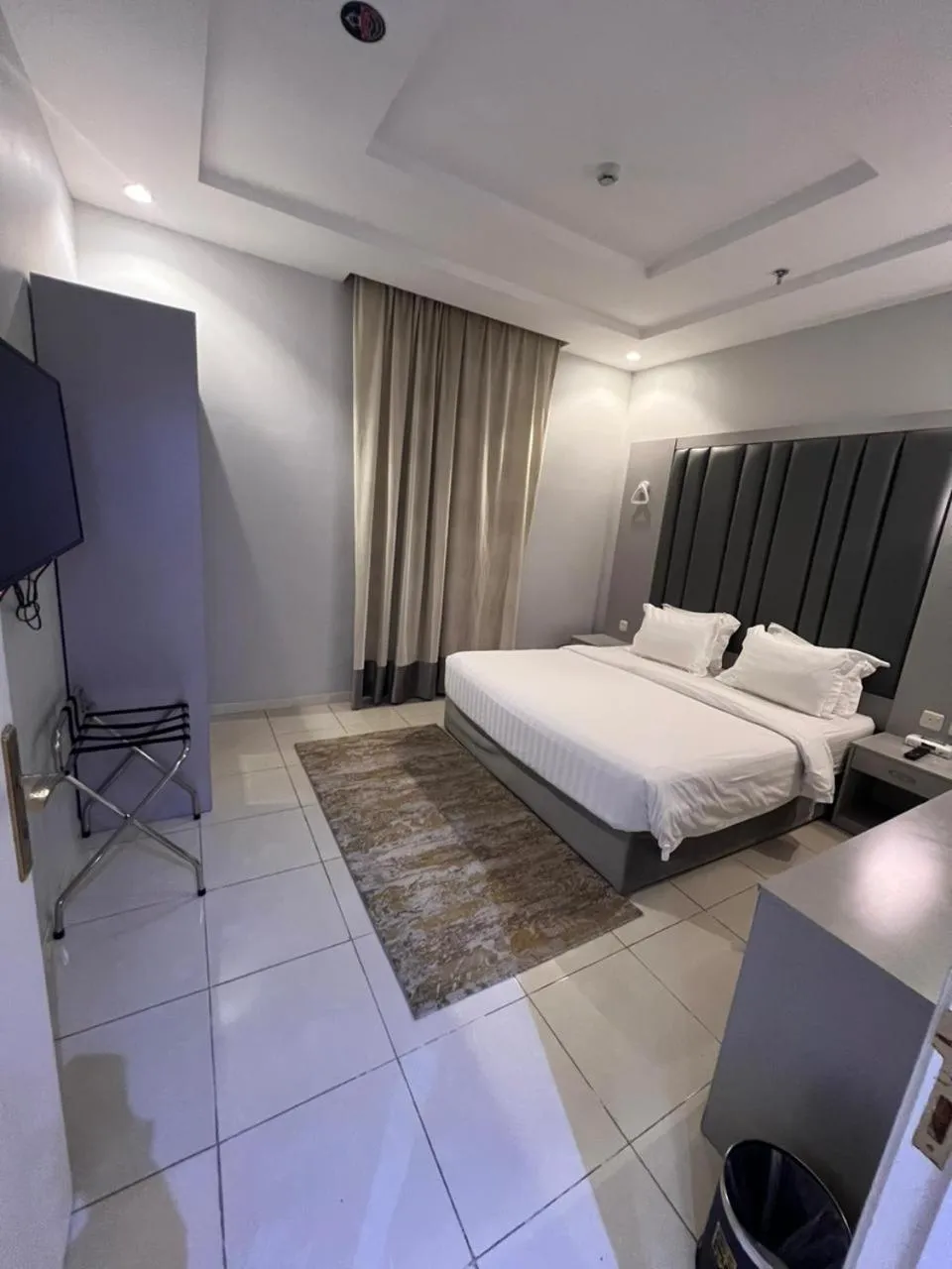 Bed in AREEN AL NAEEM