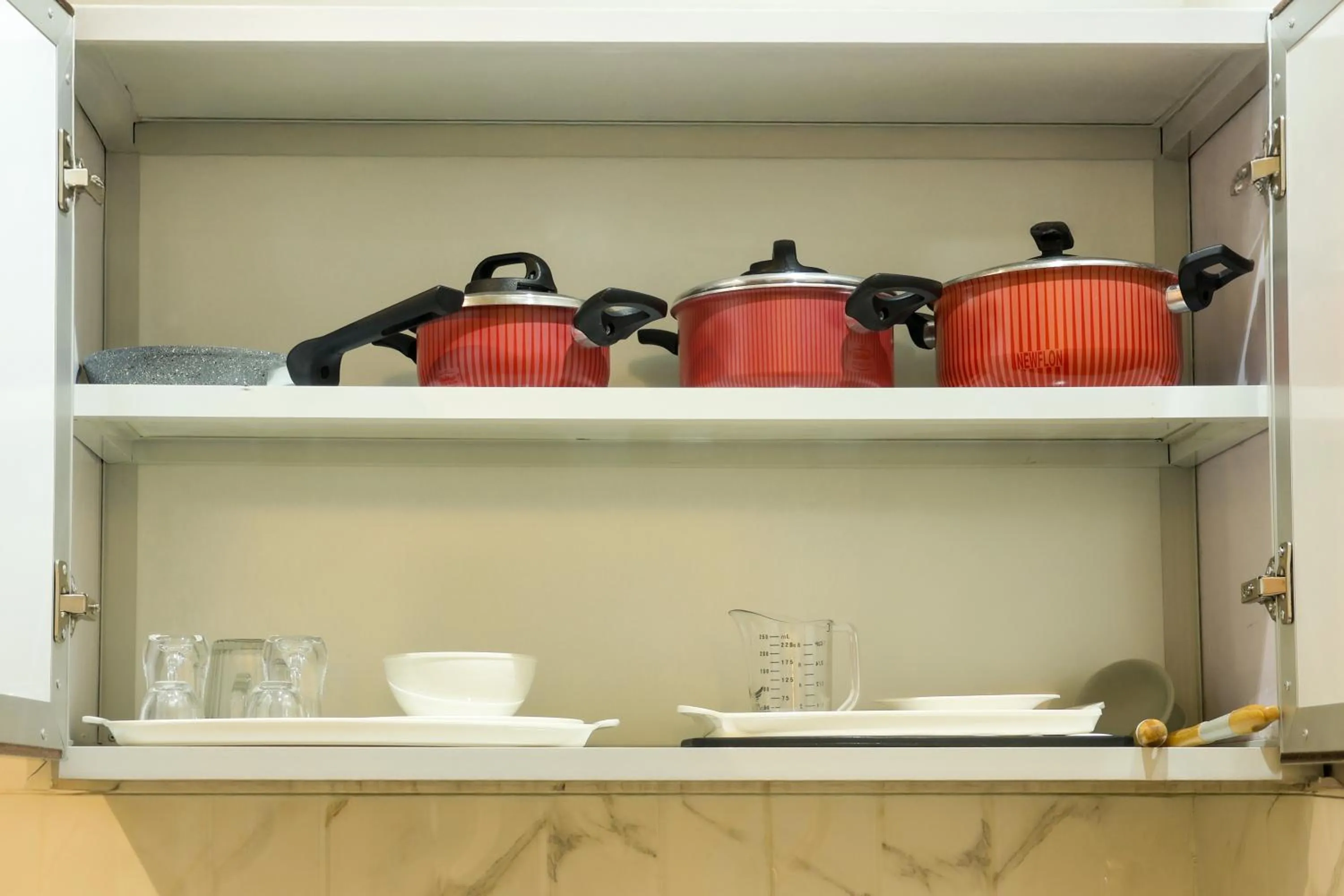 Areen Al Naeem Served Apartments