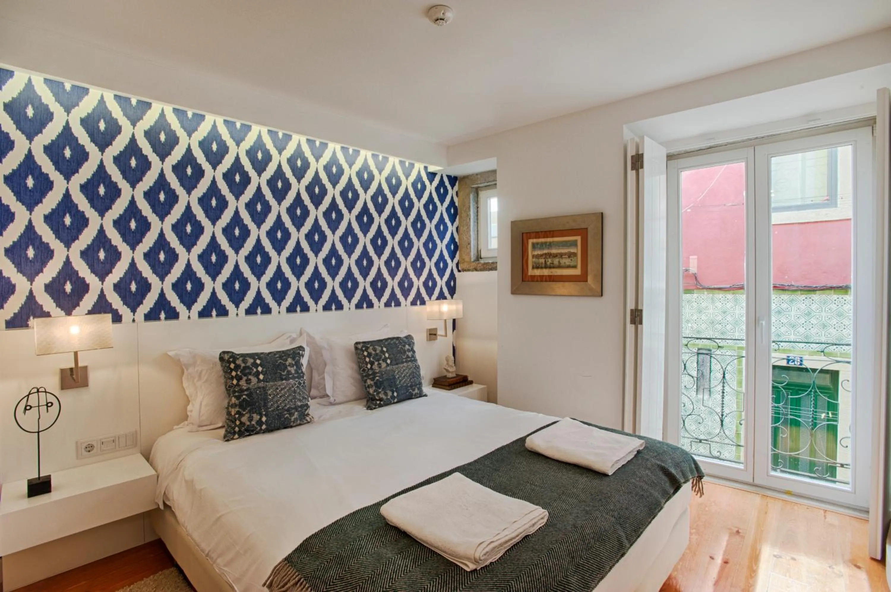 Decorative detail, Bed in Dear Lisbon - Charming House