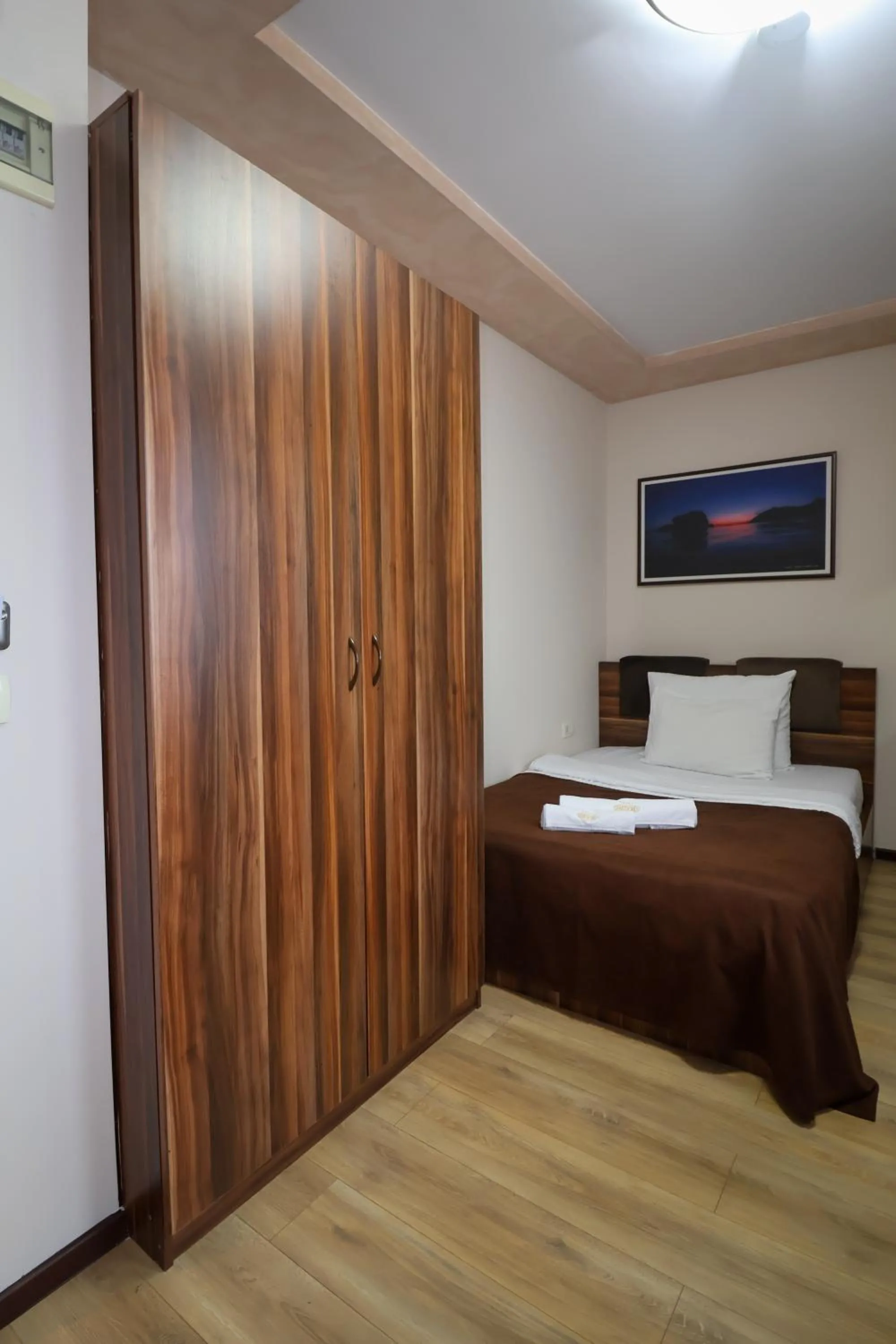 Bed in Hotel Semitronix