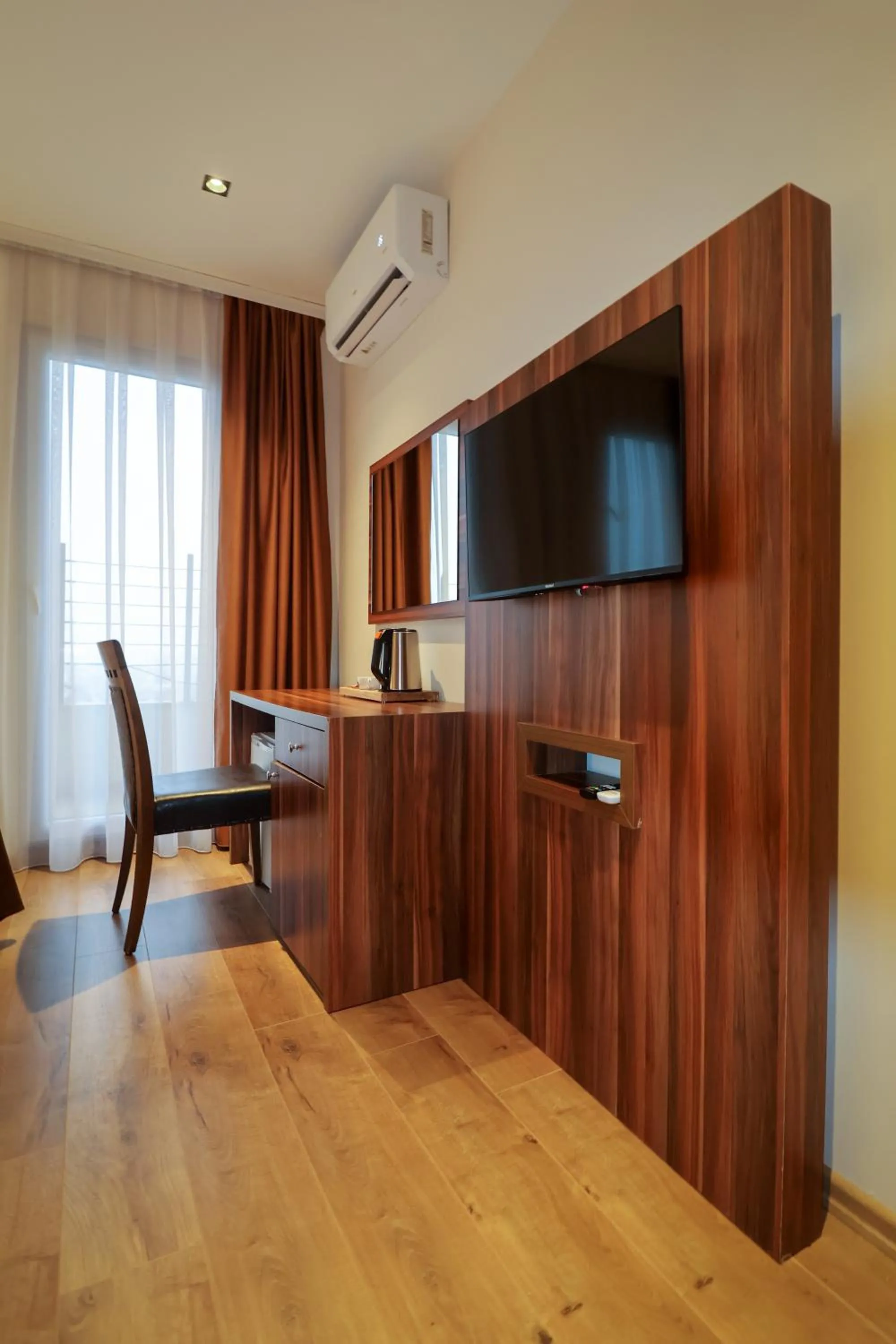 TV and multimedia in Hotel Semitronix