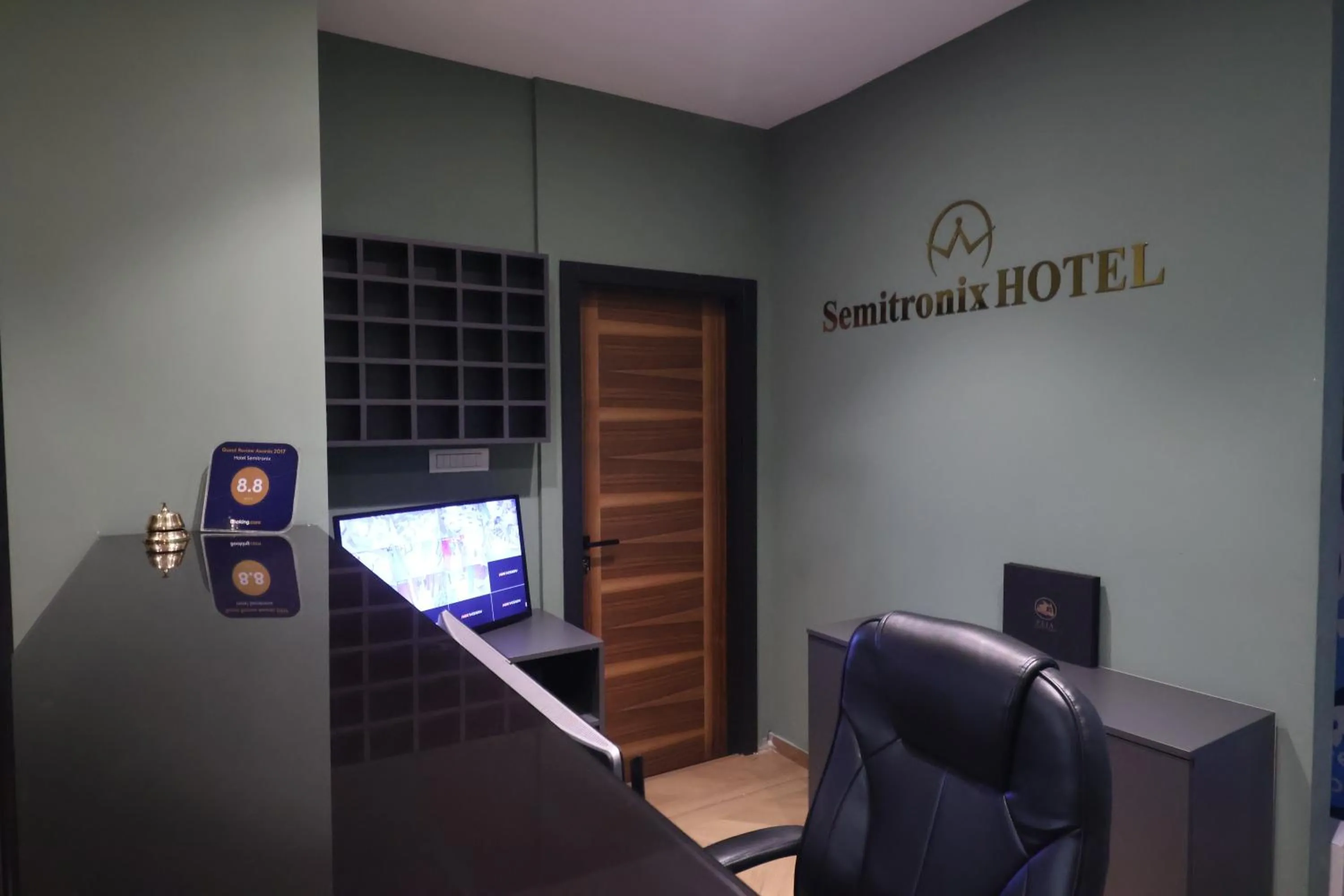 Lobby or reception in Hotel Semitronix