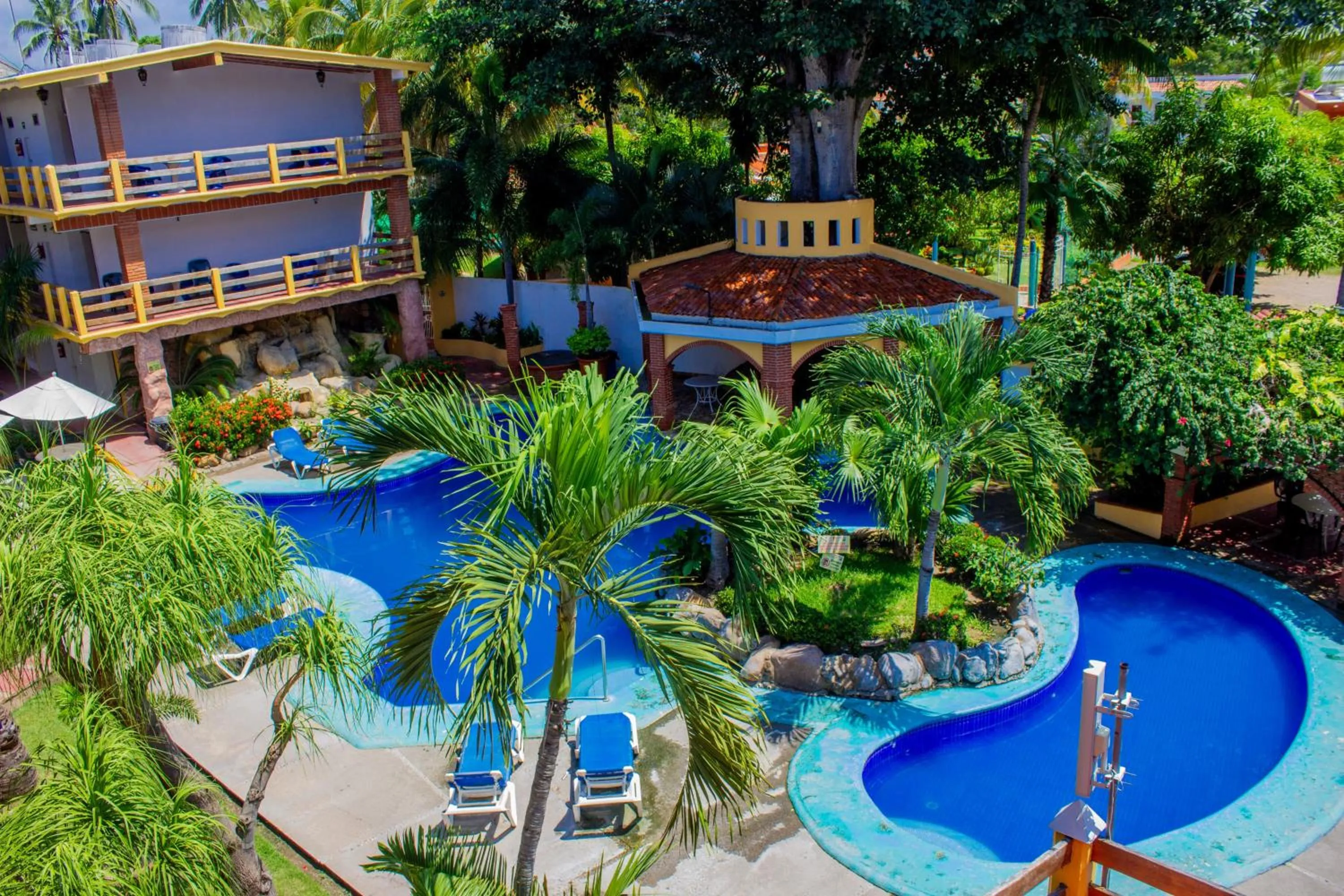 Property building in Bungalows As D' Oros Deluxe