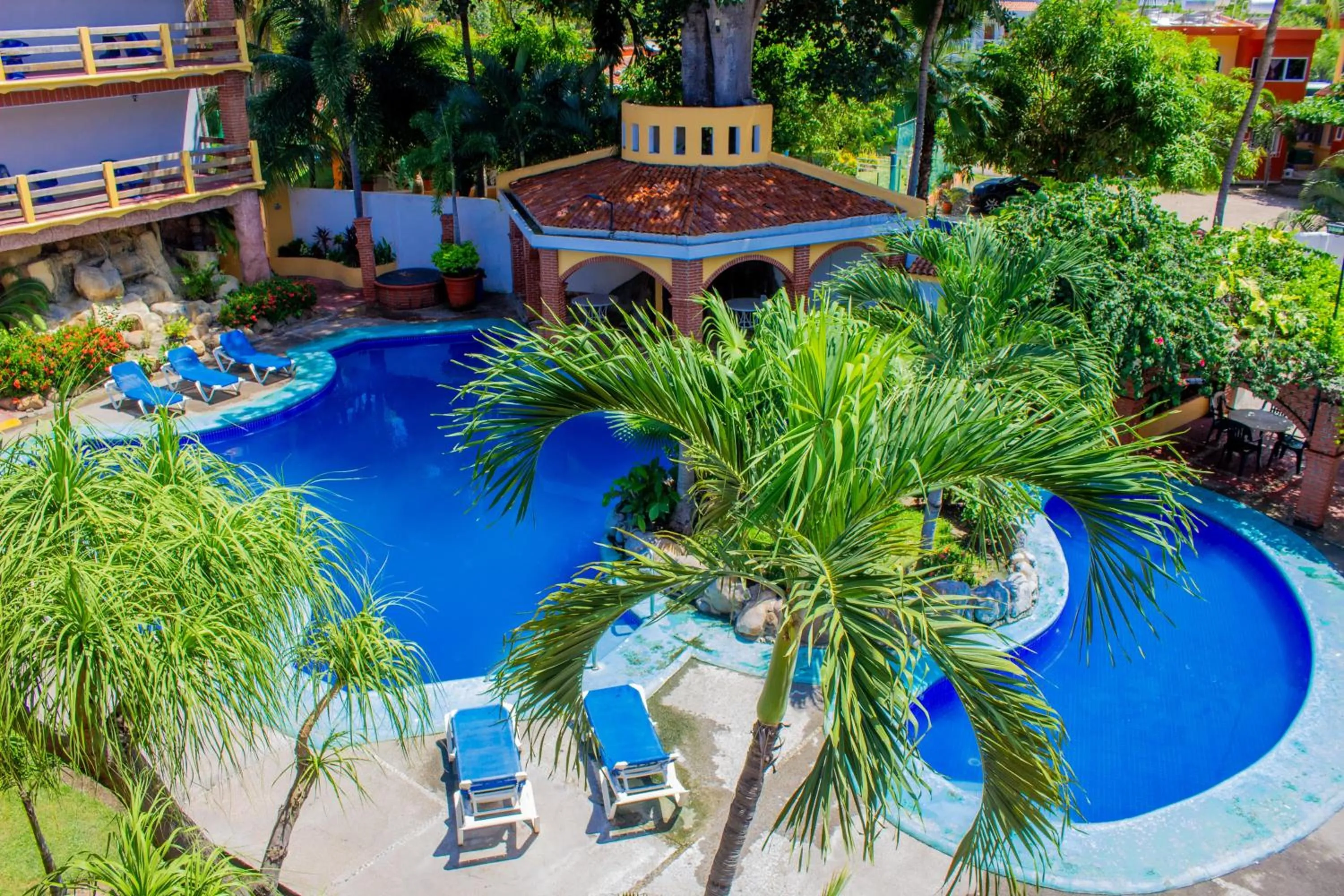 Property building in Bungalows As D' Oros Deluxe