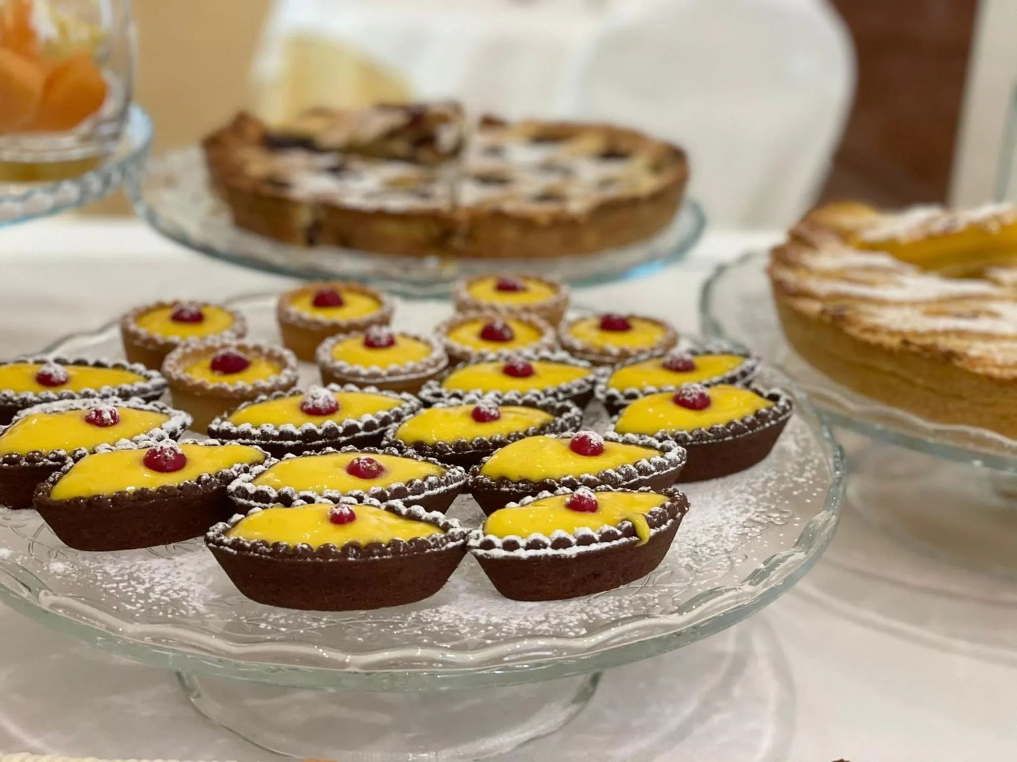 Restaurant/places to eat in Mansarda Cannes