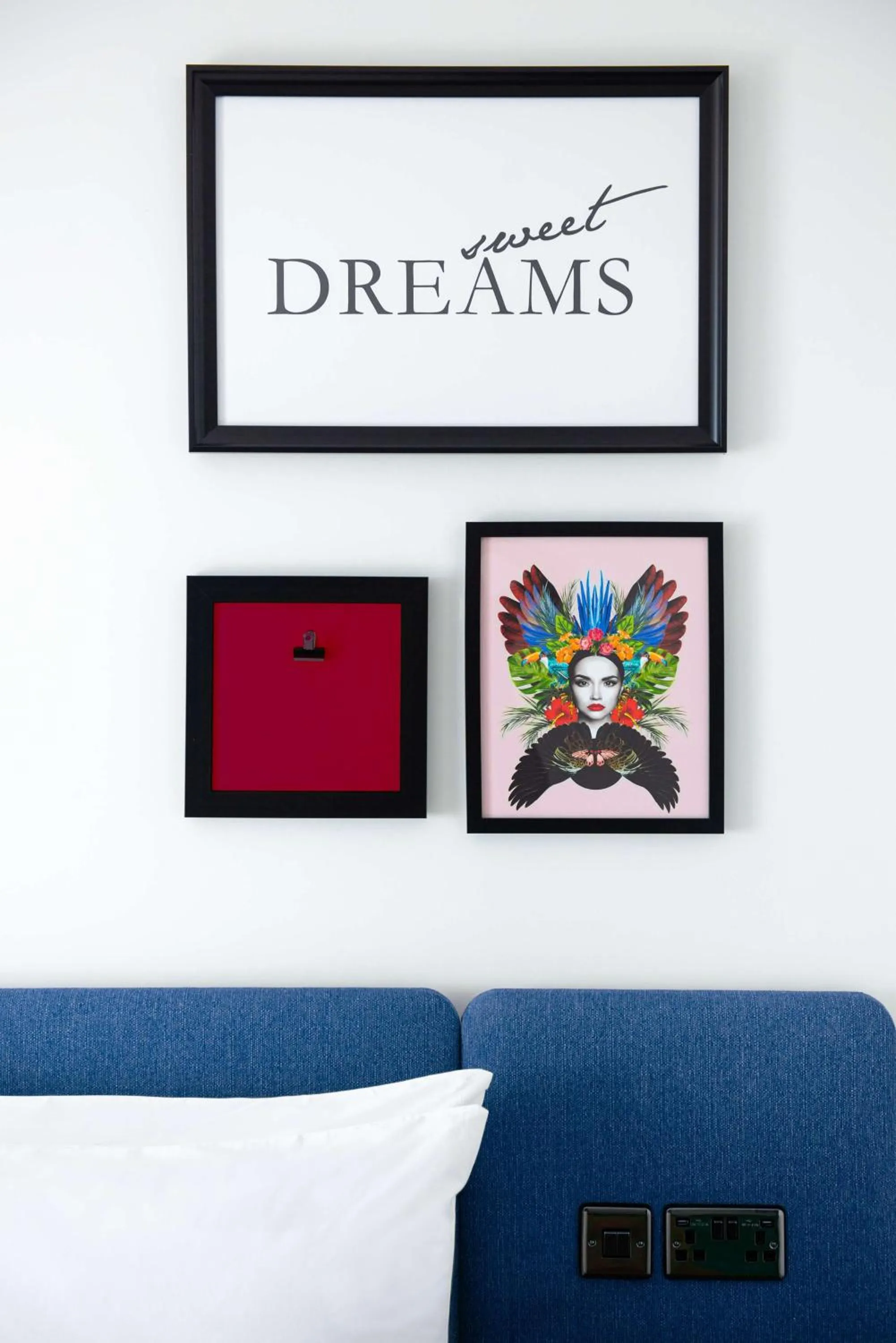 Bed in Hampton by Hilton High Wycombe