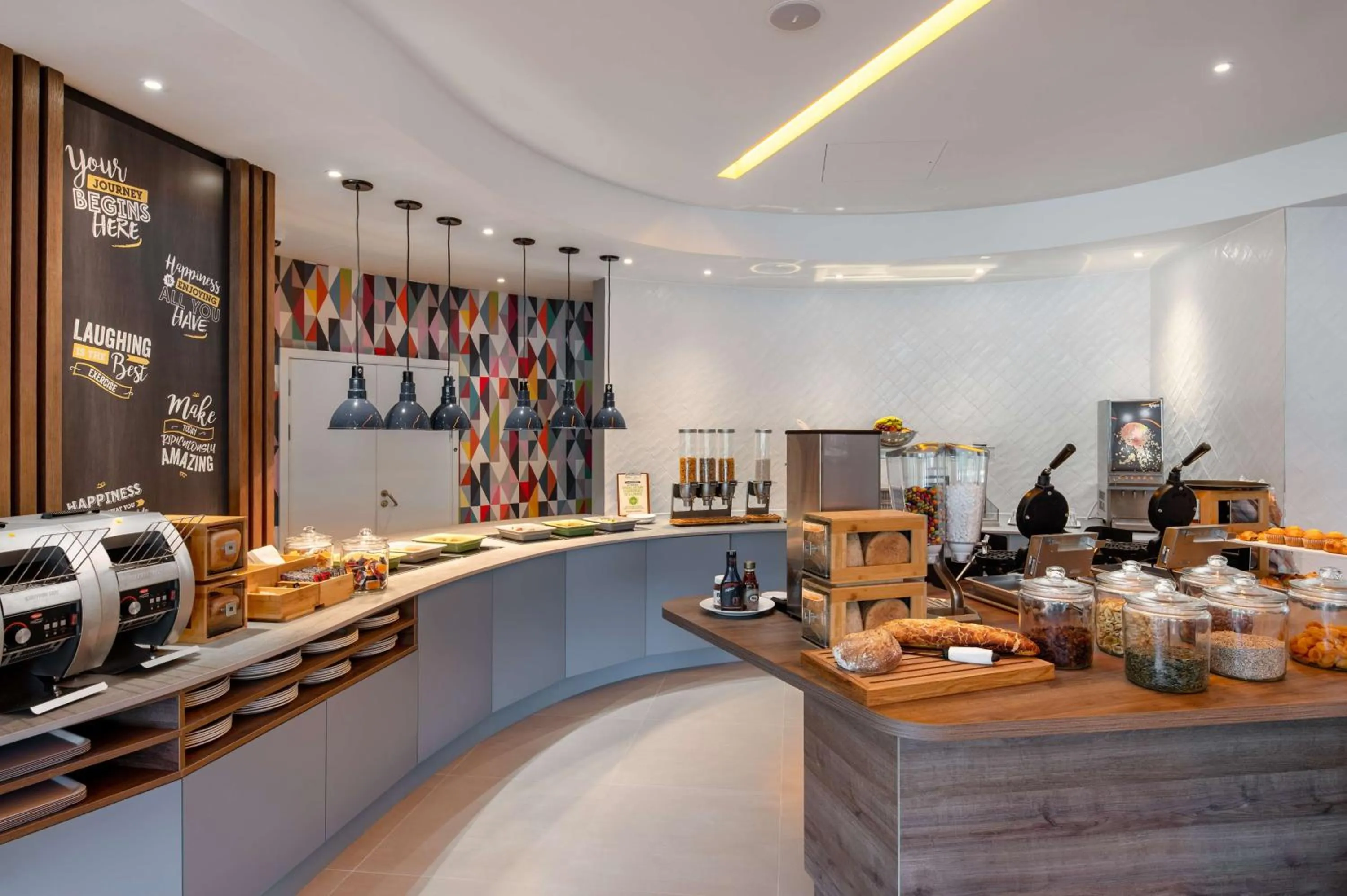 Breakfast in Hampton by Hilton High Wycombe