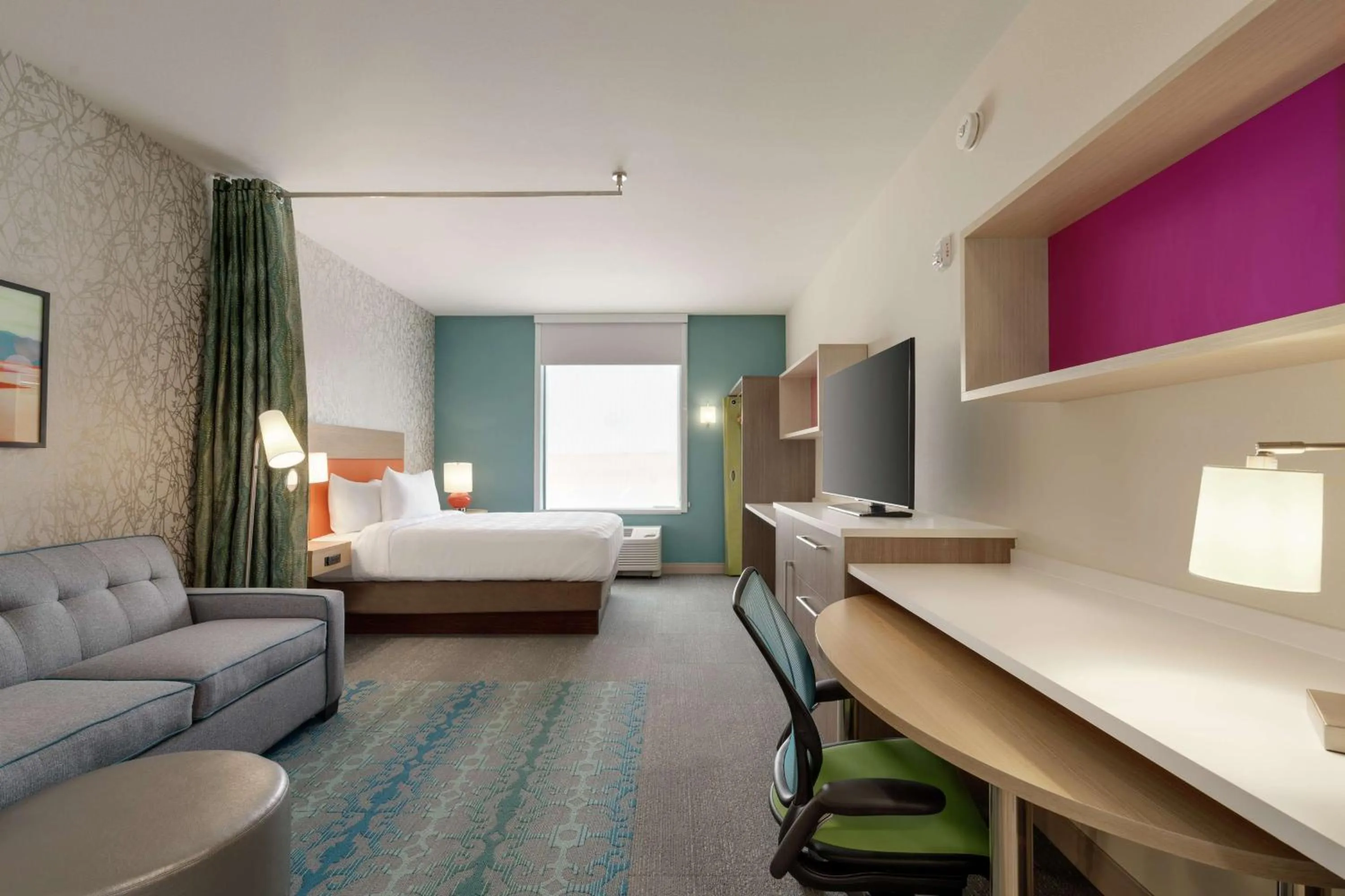 Bedroom, Bed in Home2 Suites By Hilton Alamogordo White Sands