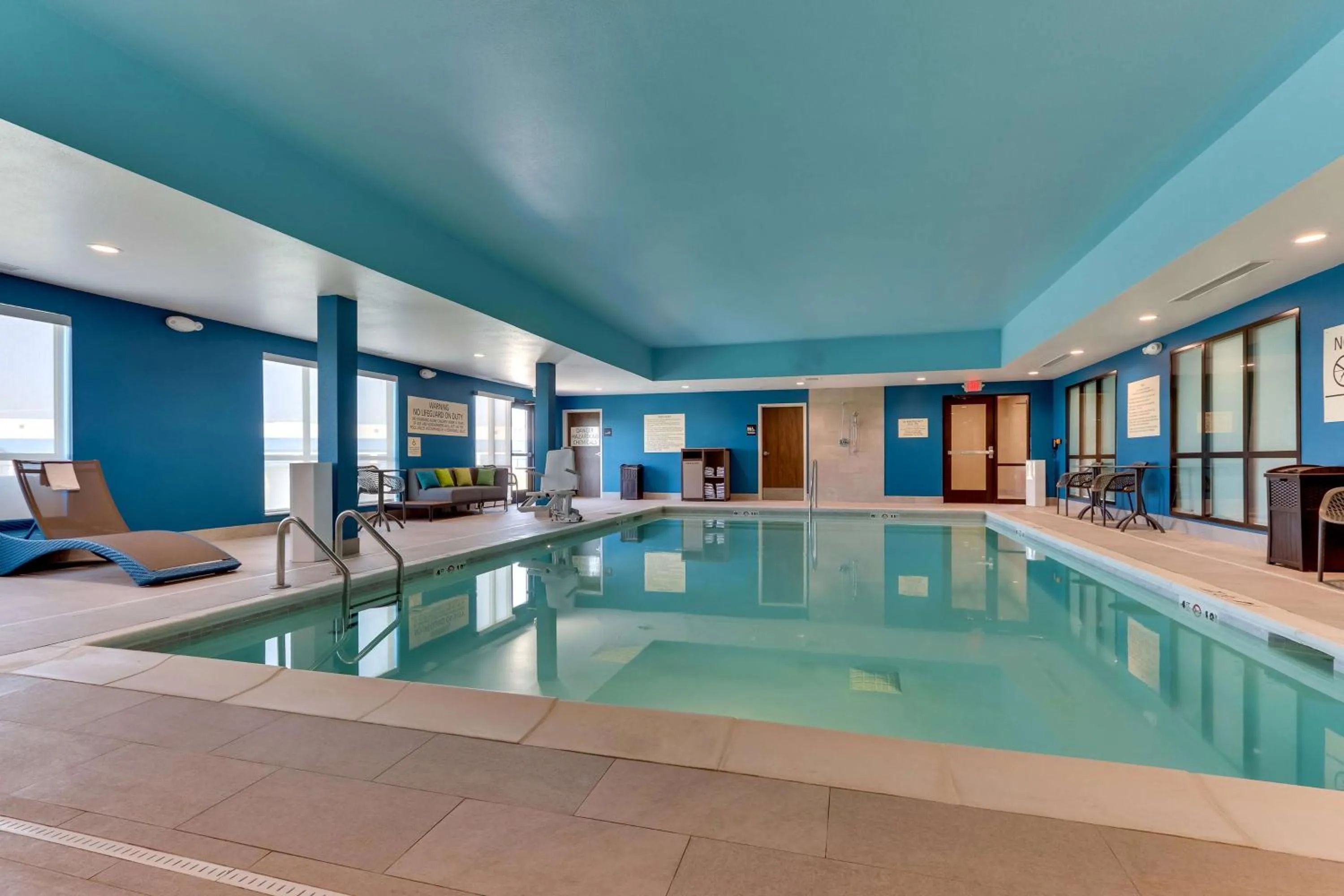 Pool view in Hampton Inn Lebanon, IN