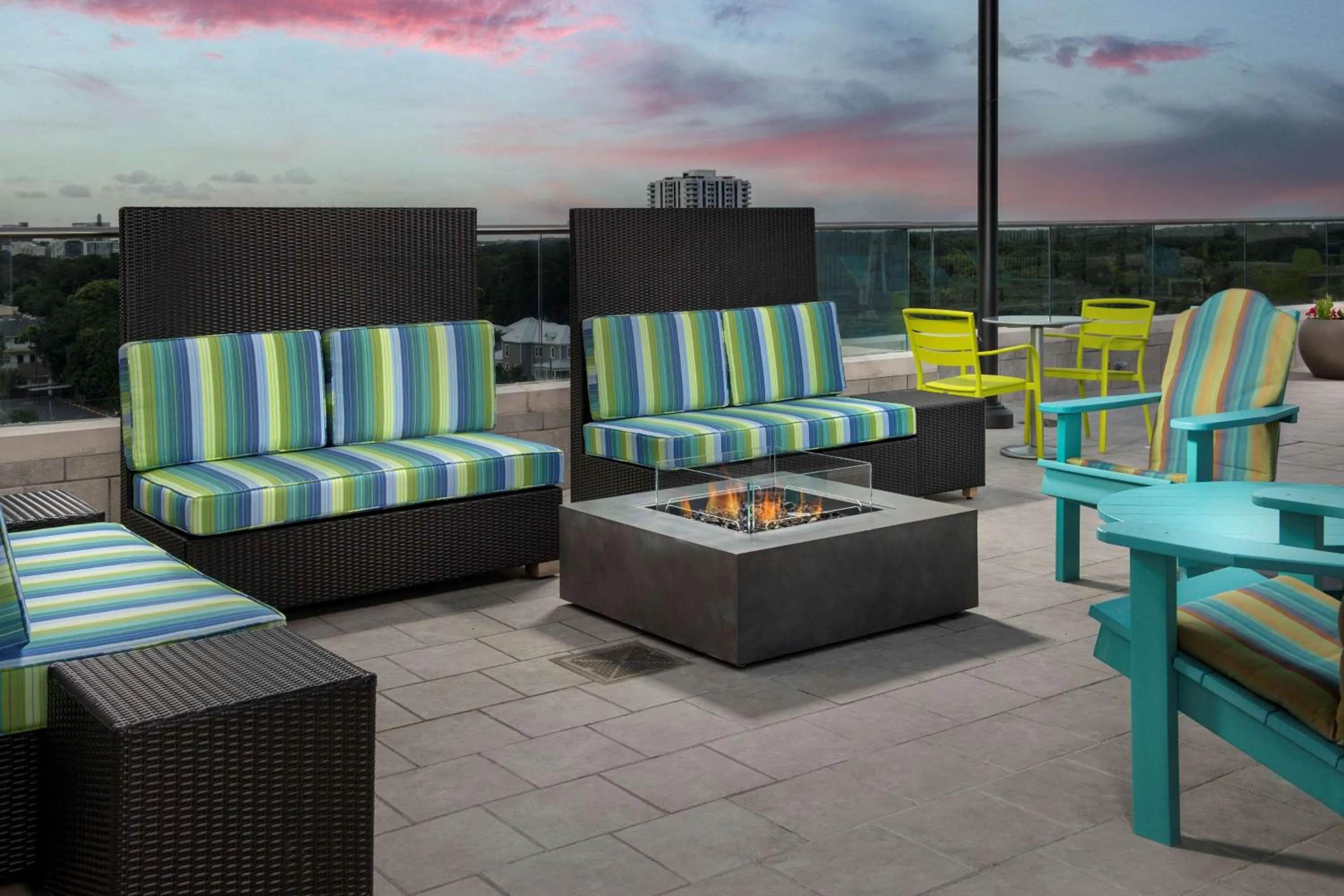Patio in Hilton Garden Inn Orlando Downtown