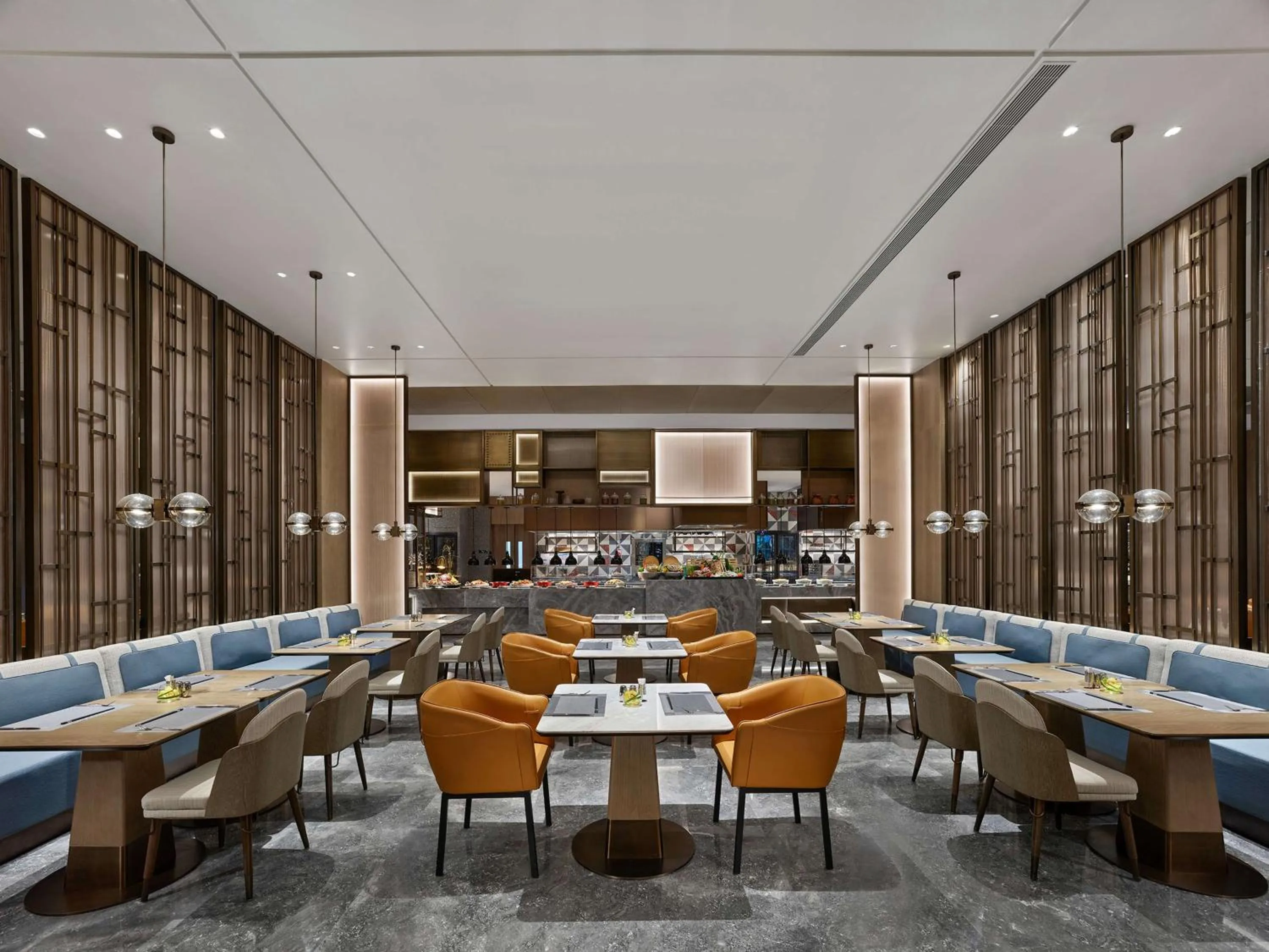 Dining area in DoubleTree by Hilton Qidong