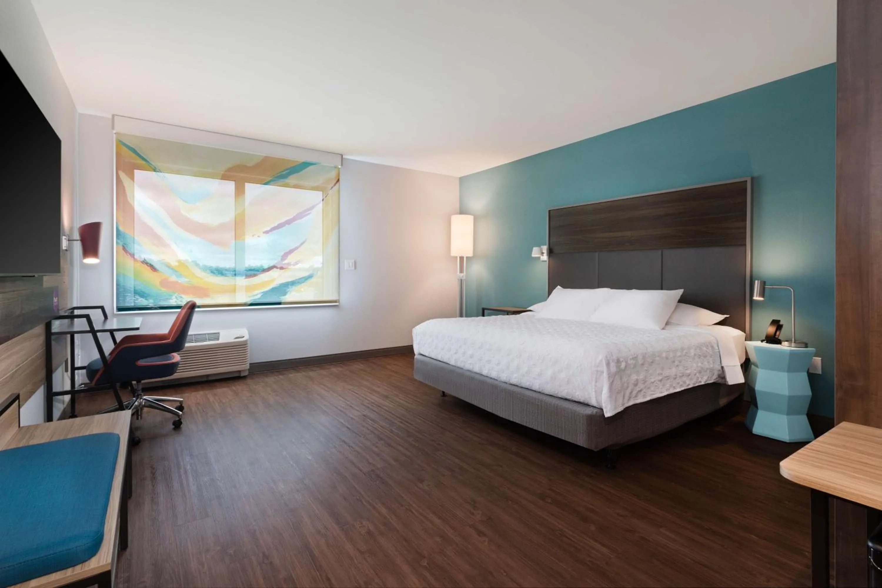 Bedroom, Bed in Tru By Hilton Bradenton I-75, FL