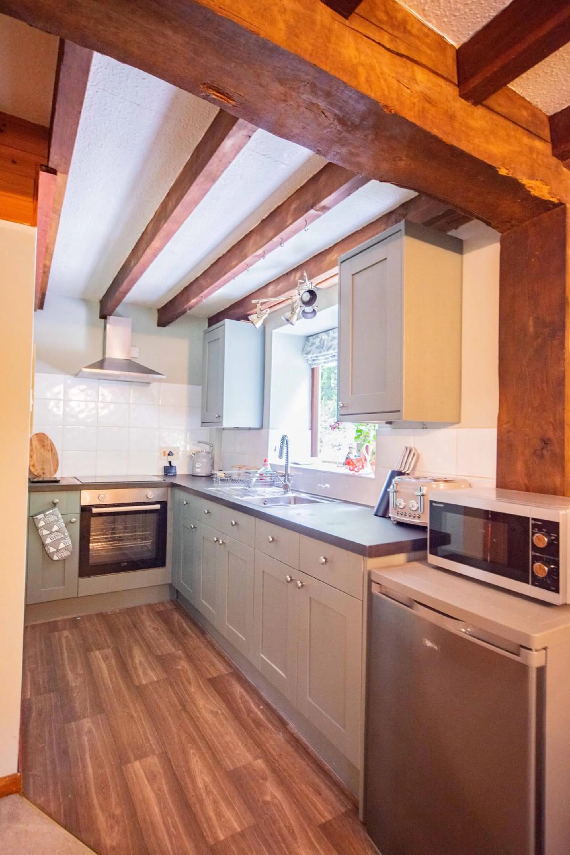 Kitchen or kitchenette in Lower House B&B and Cottages, Adforton