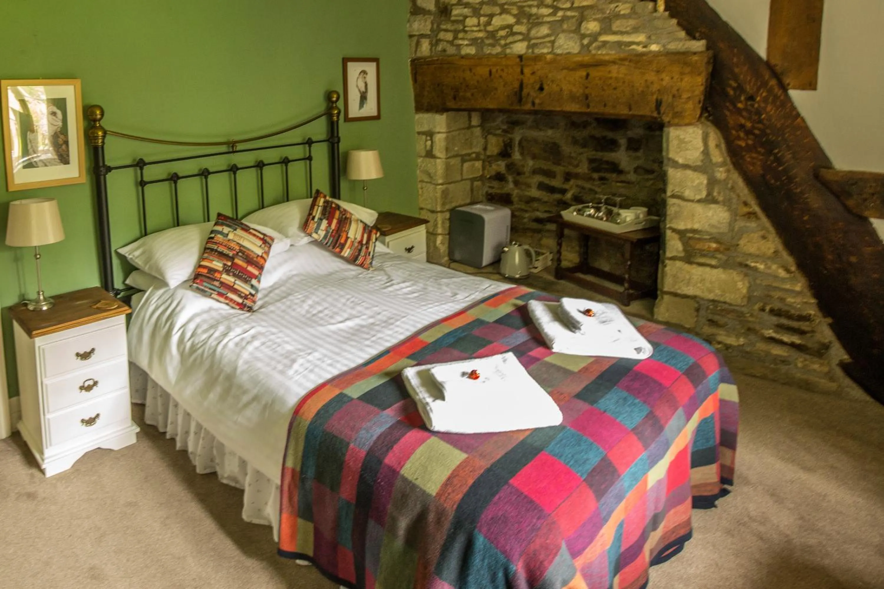 Bed in Lower House B&B and Cottages, Adforton