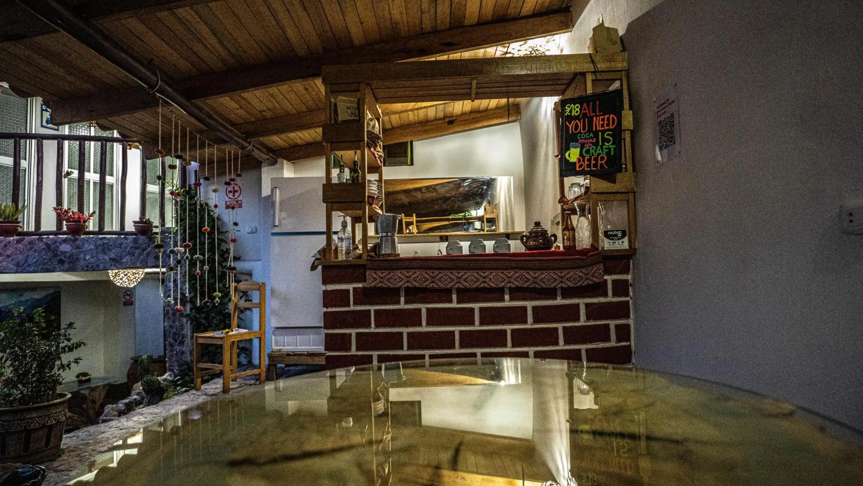 Lounge or bar in MAMA GREEN HOSTAL - Eco Andean Experience and Permaculture Farm - Vegetarian Breakfast