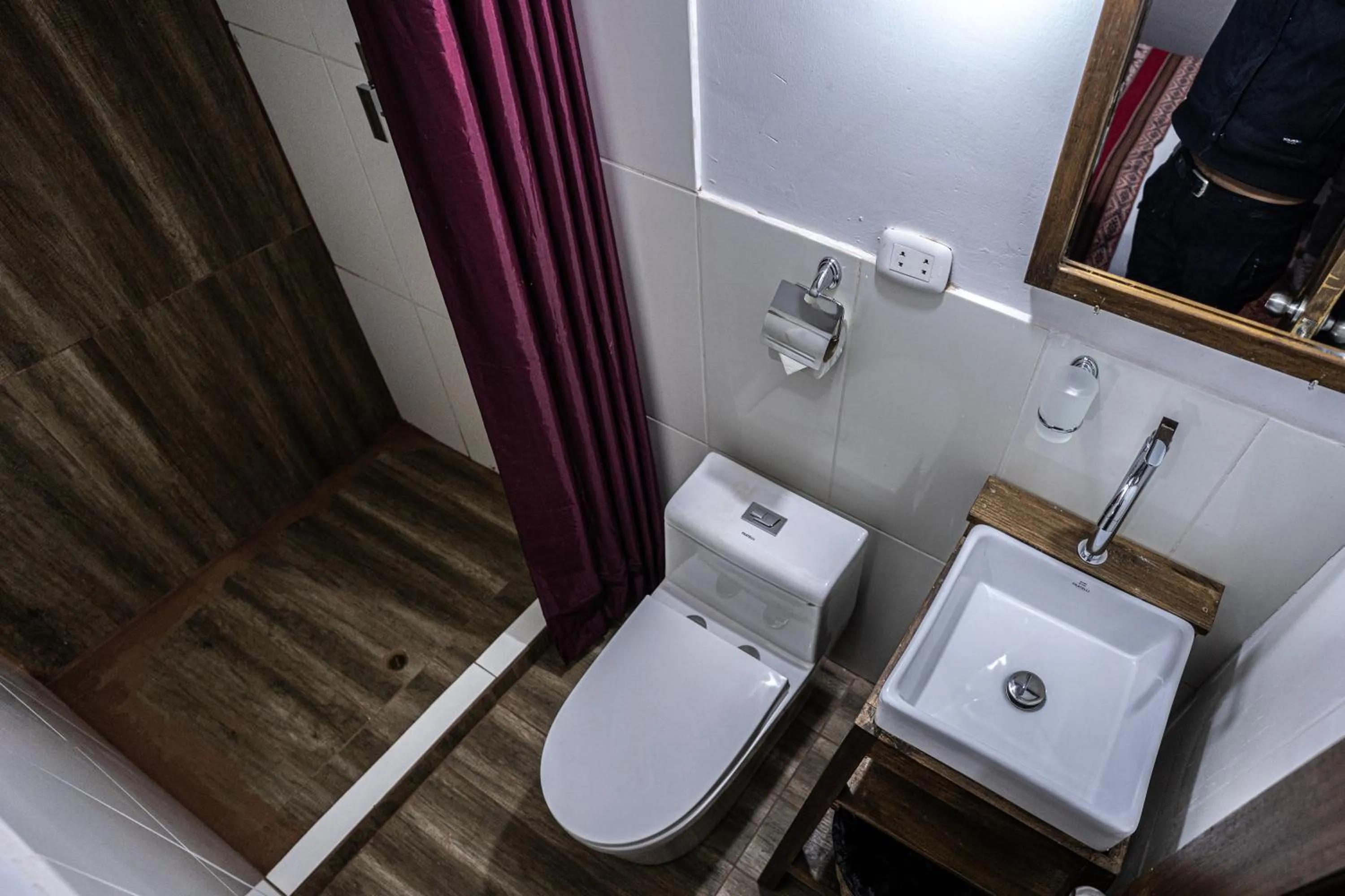 Bathroom in MAMA GREEN HOSTAL - Eco Andean Experience and Permaculture Farm - Vegetarian Breakfast