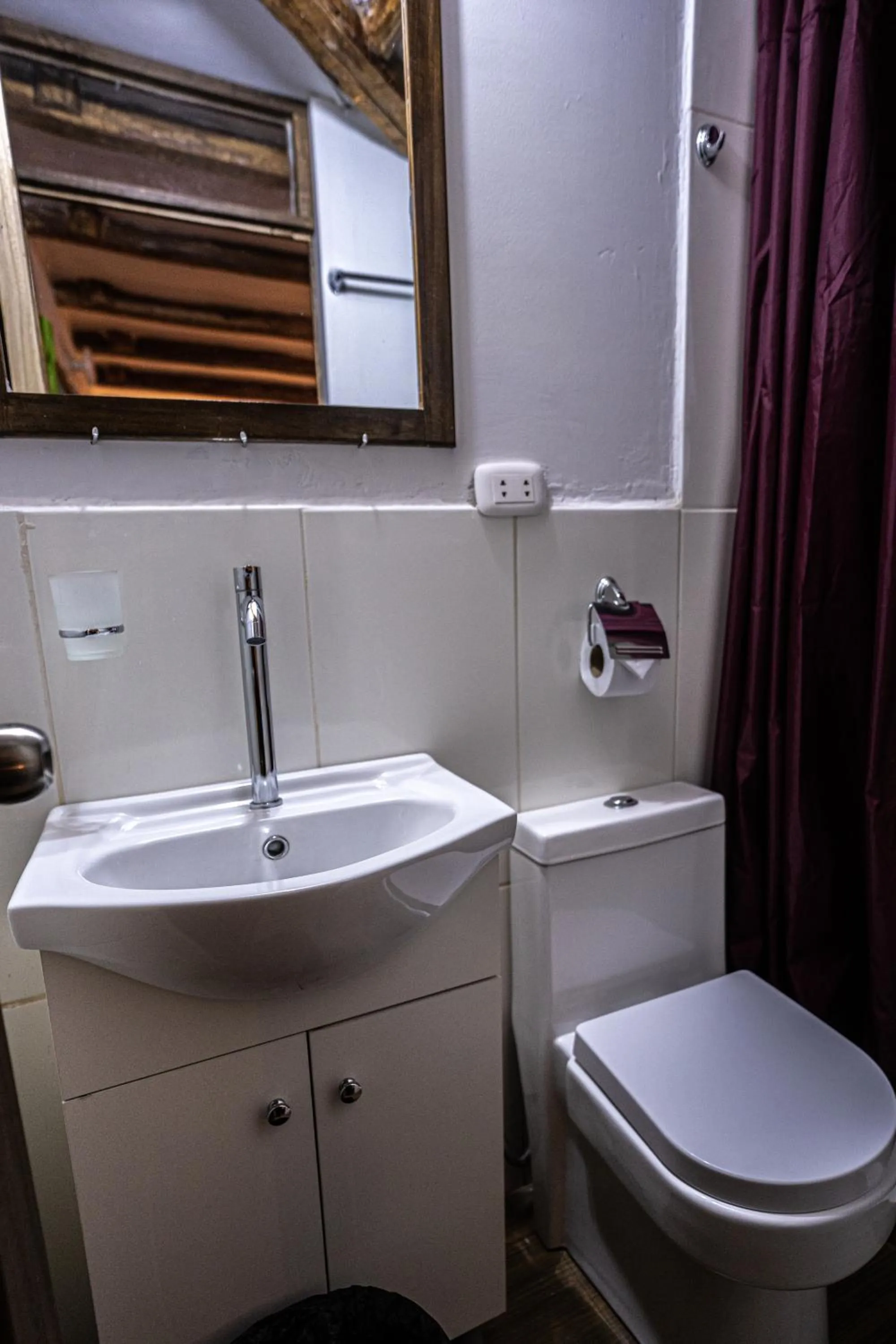 Bathroom in MAMA GREEN HOSTAL - Eco Andean Experience and Permaculture Farm - Vegetarian Breakfast