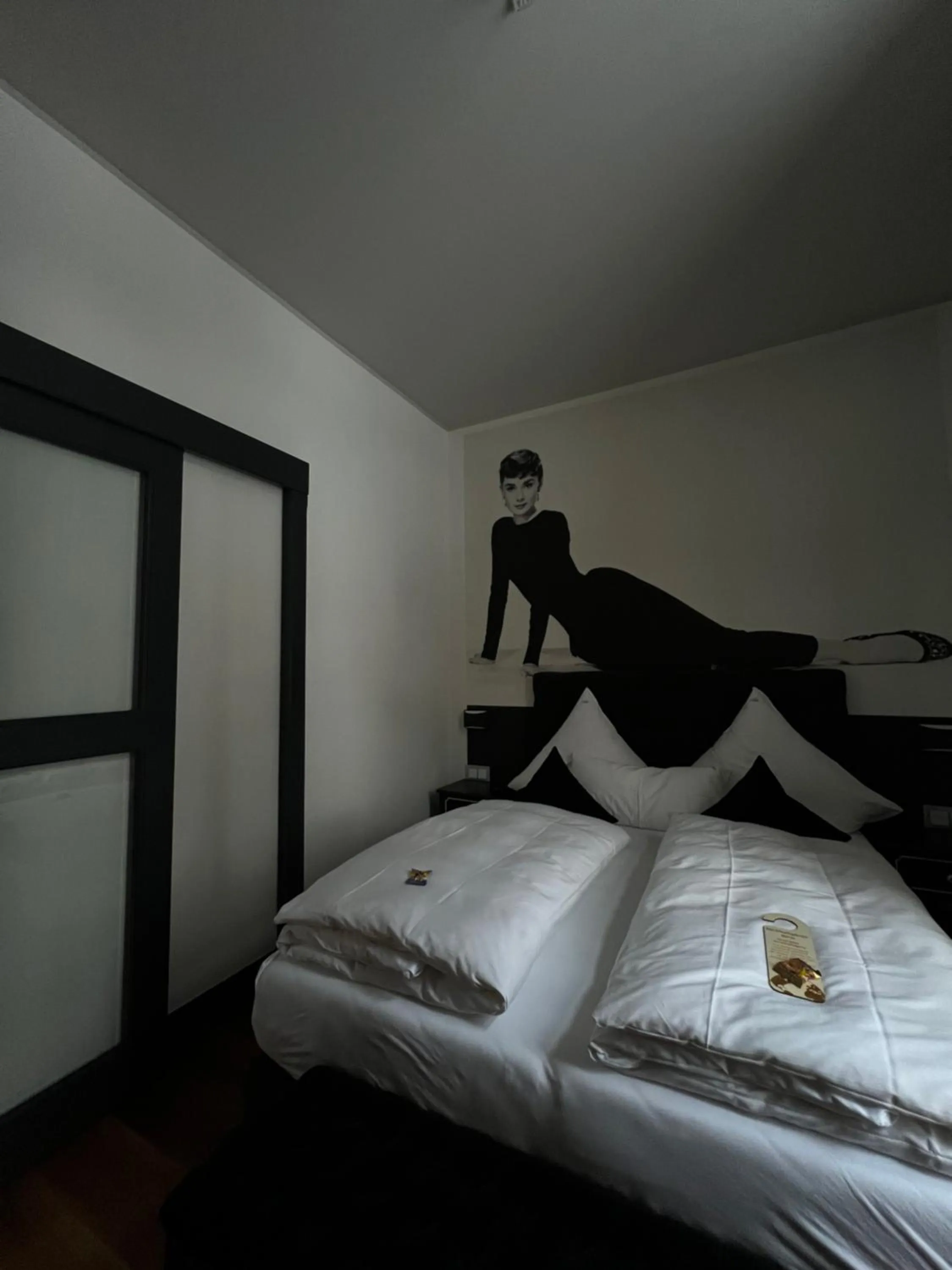 Bed in Palace St. George