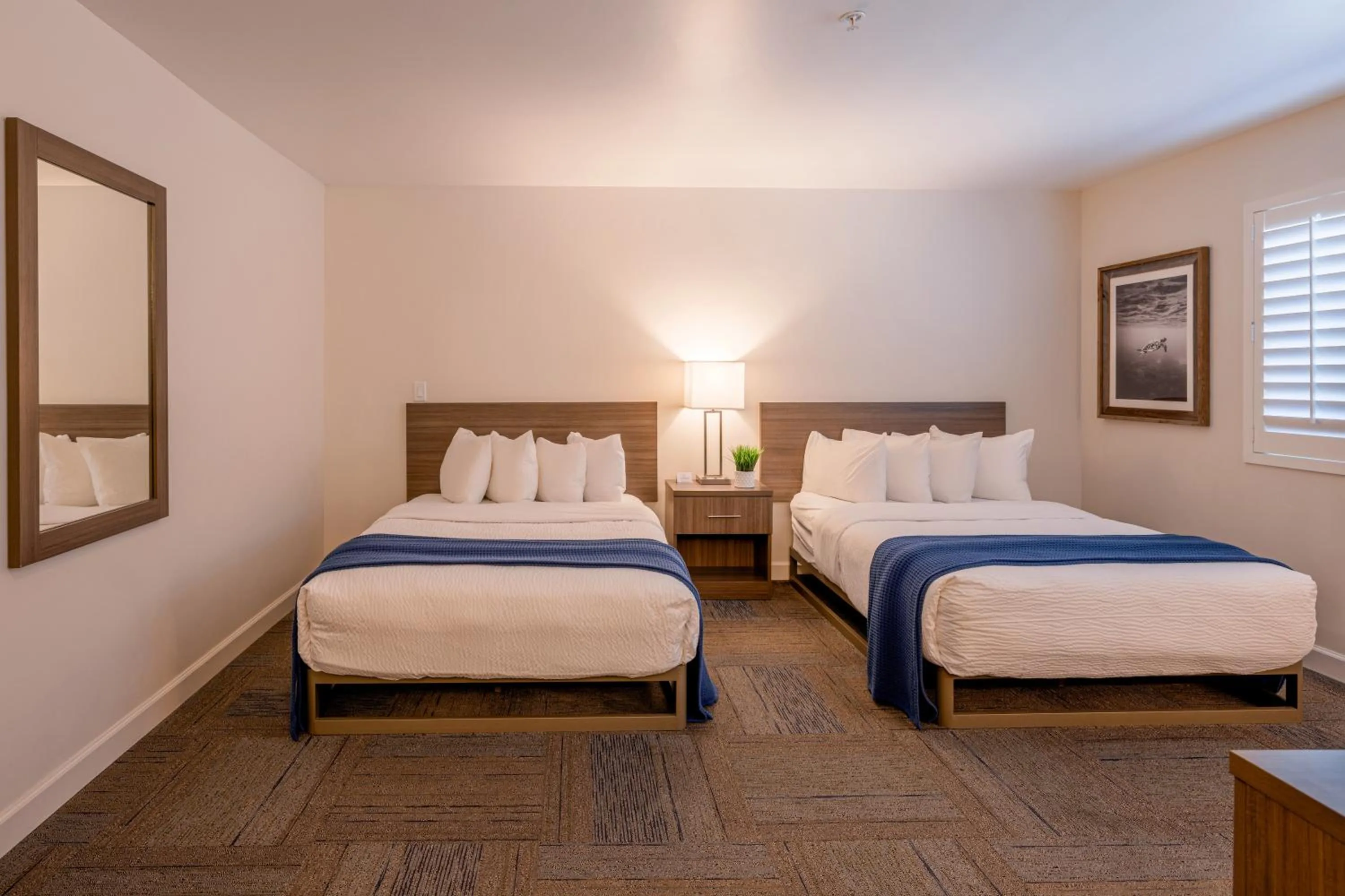 Bed in Inn At Moss Landing Point