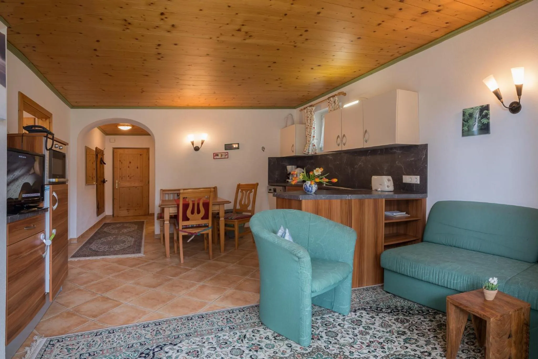 Photo of the whole room in Landhaus Charlotte Apartments Tirol