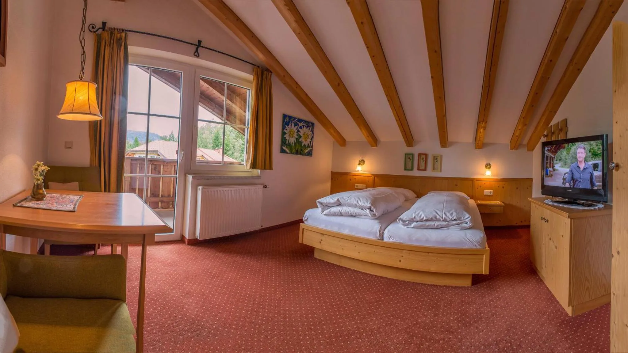 Photo of the whole room, Bed in Landhaus Charlotte Apartments Tirol