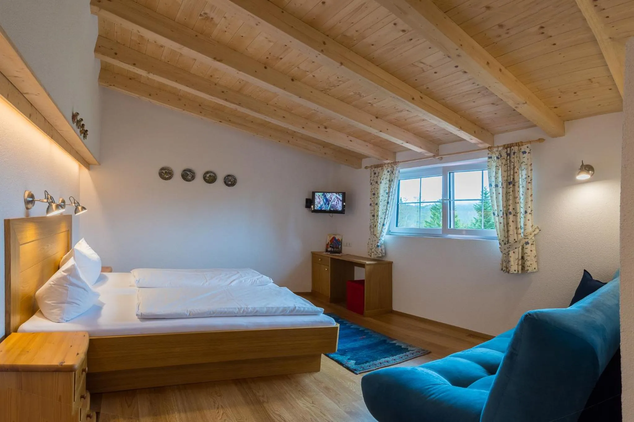 Bedroom, Bed in Landhaus Charlotte Apartments Tirol