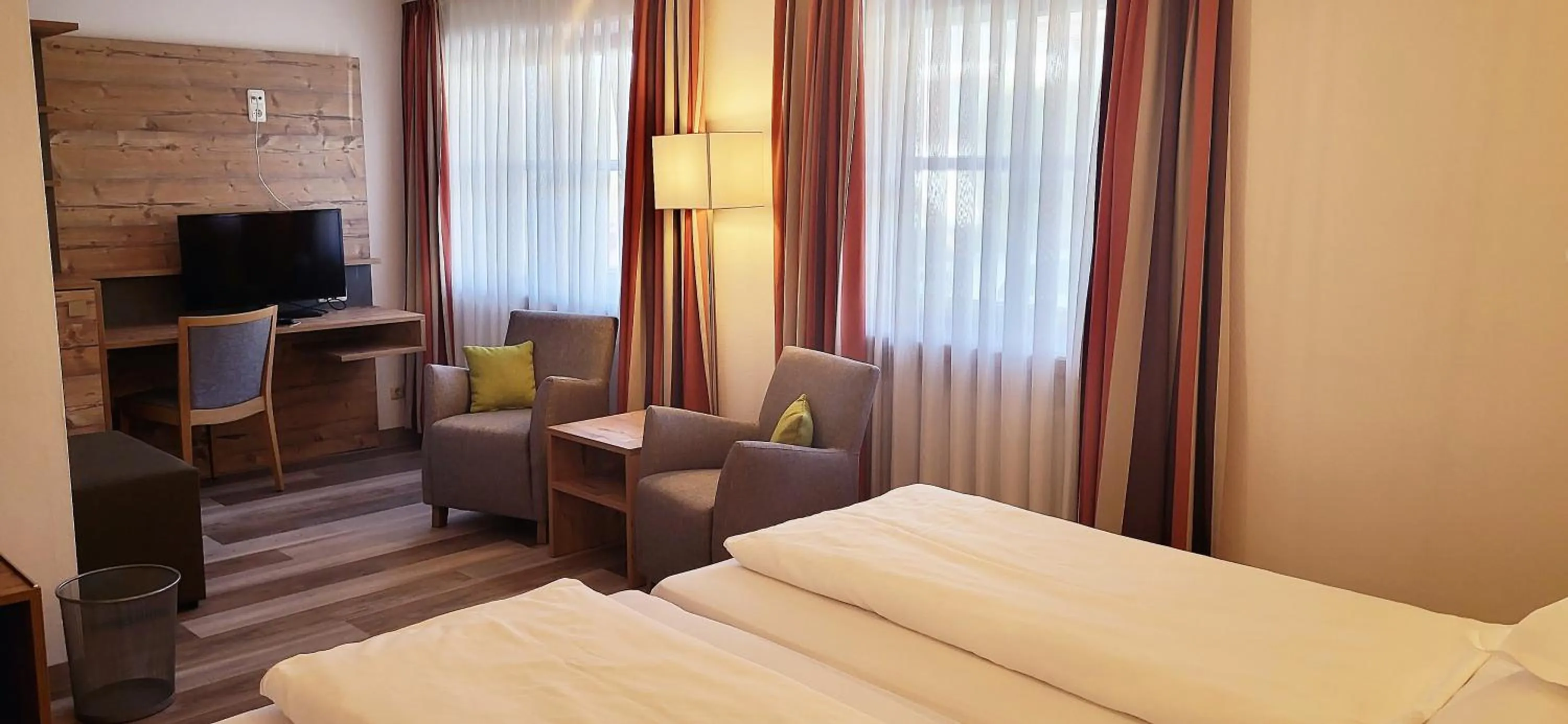 Photo of the whole room, Bed in Hotel Geiger