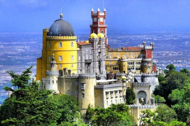 Nearby landmark in Cascais Lindo