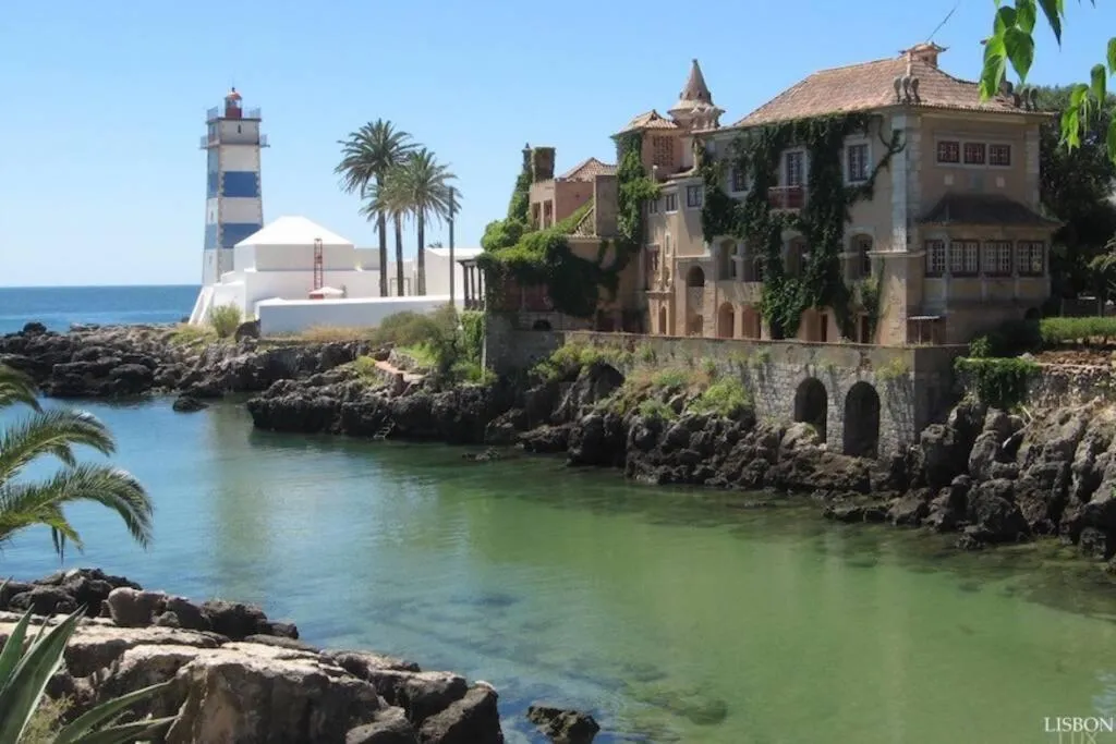 Nearby landmark in Cascais Lindo