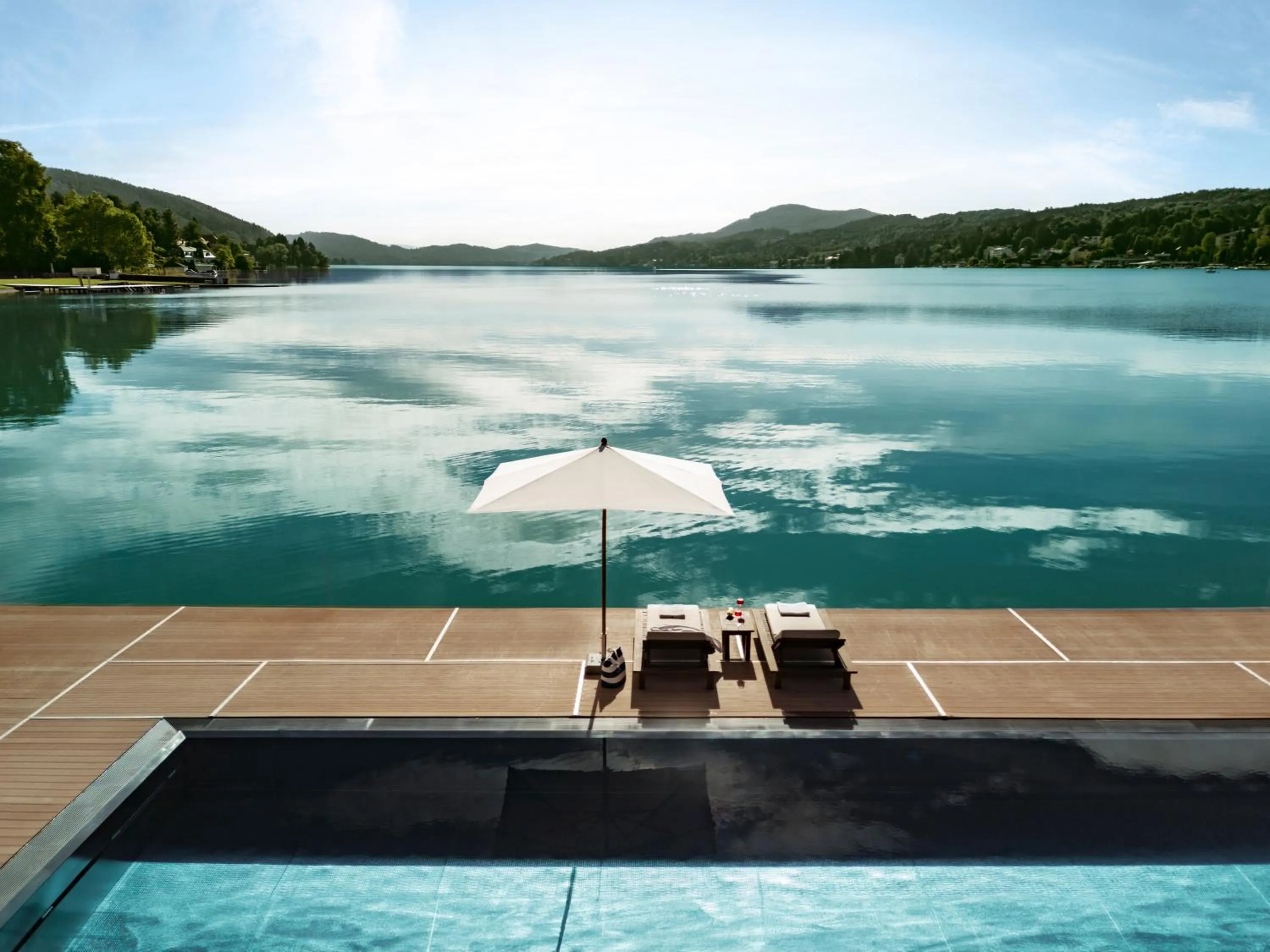 Nearby landmark in Falkensteiner Schlosshotel Velden – The Leading Hotels of the World